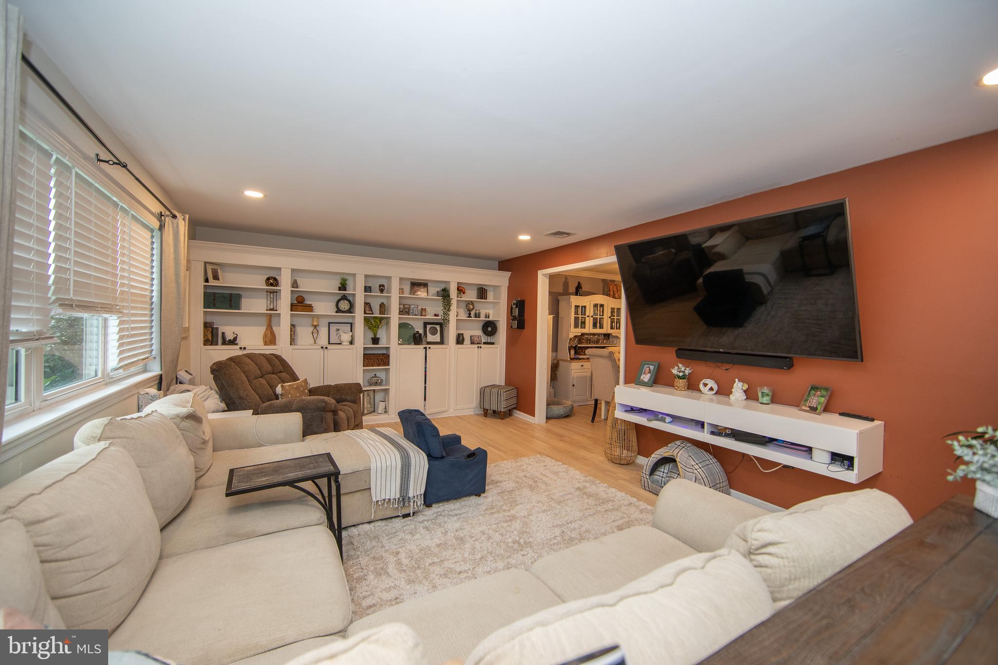 EVERGREEN ACRES - Residential