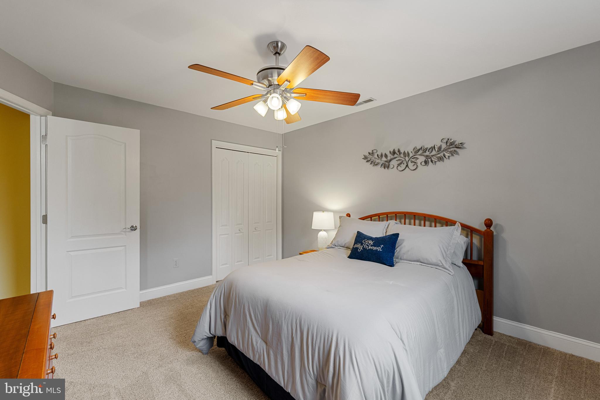 SHERLOCK HOLMES ESTATES - Residential