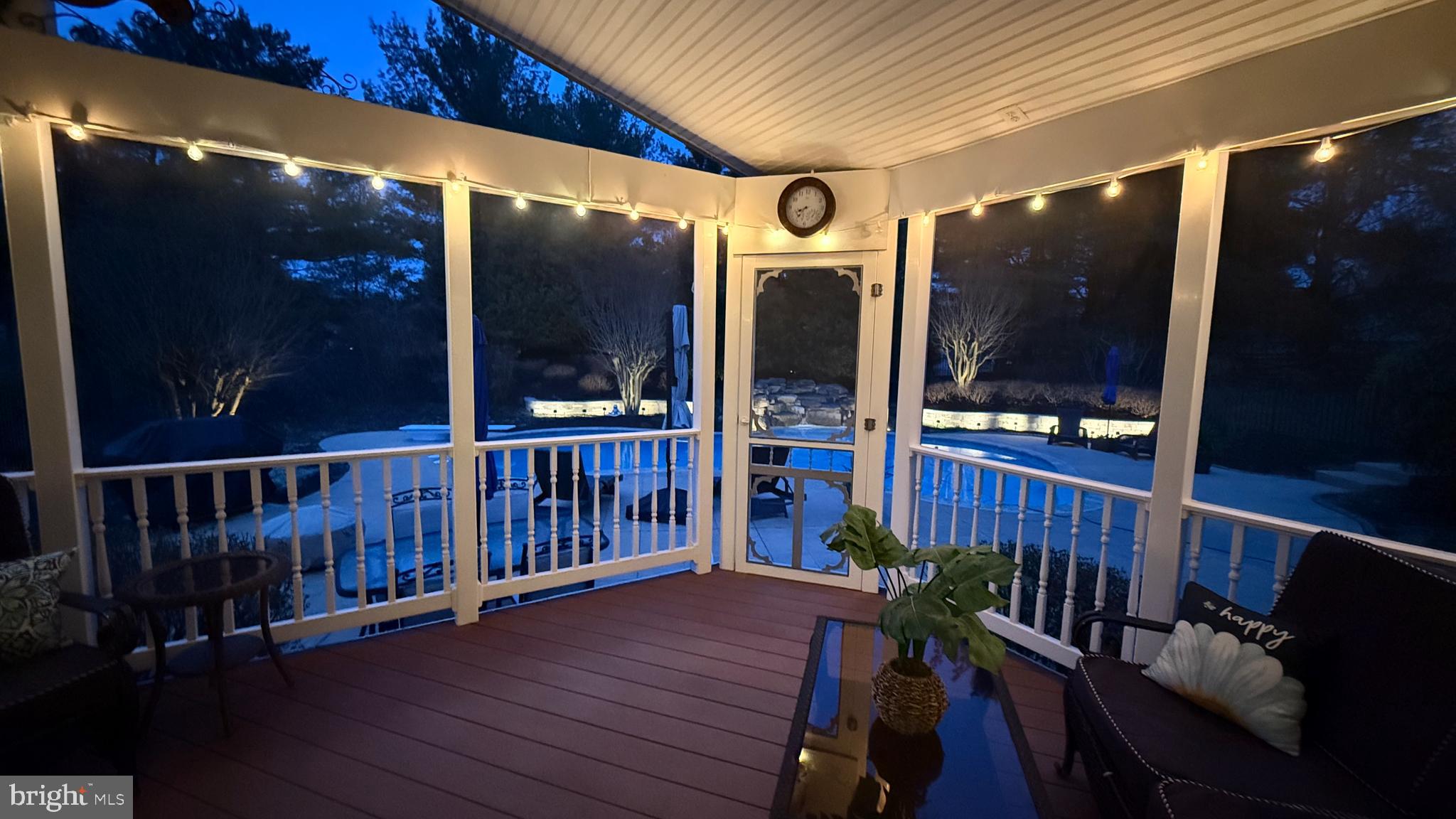 SHERLOCK HOLMES ESTATES - Residential