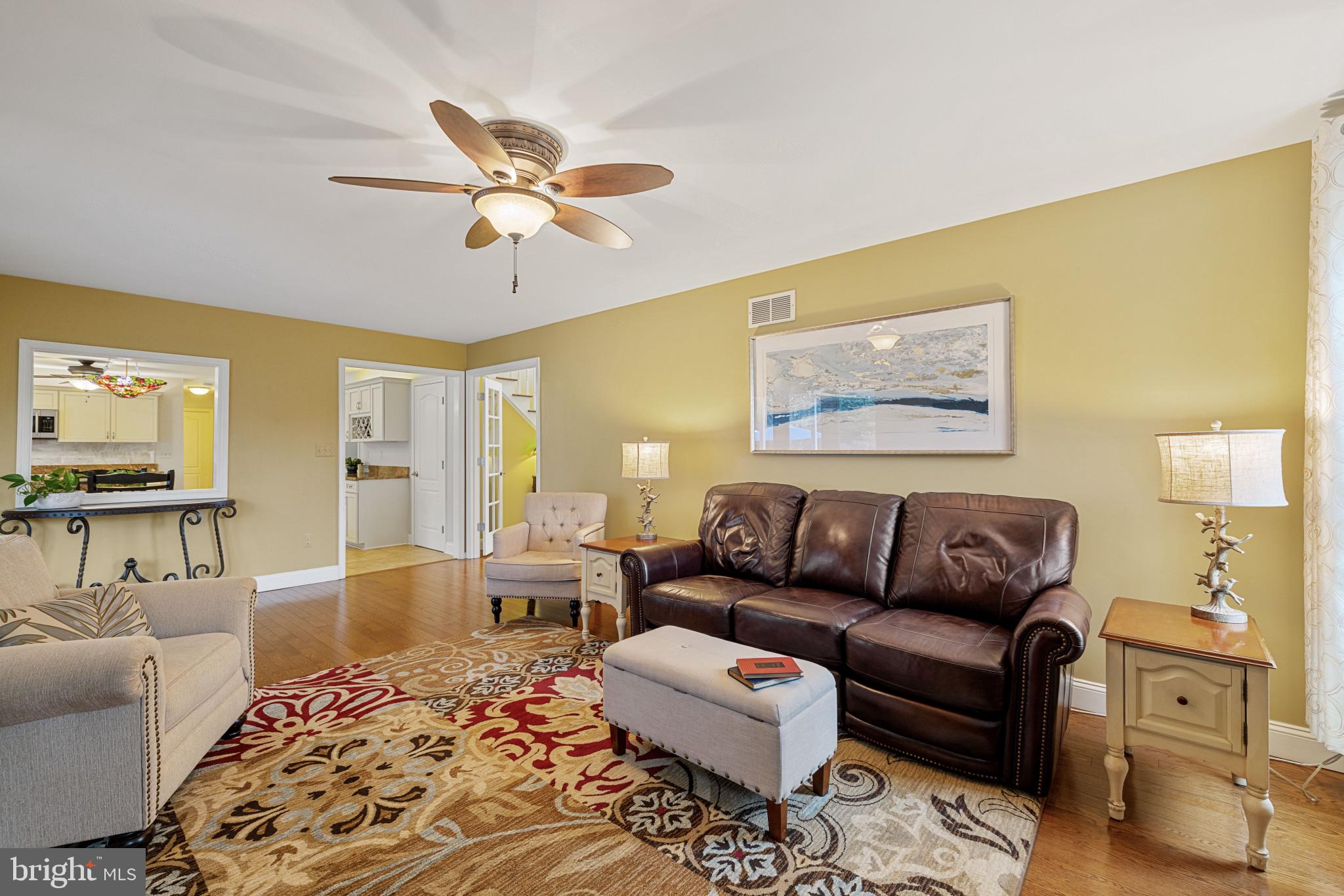 SHERLOCK HOLMES ESTATES - Residential