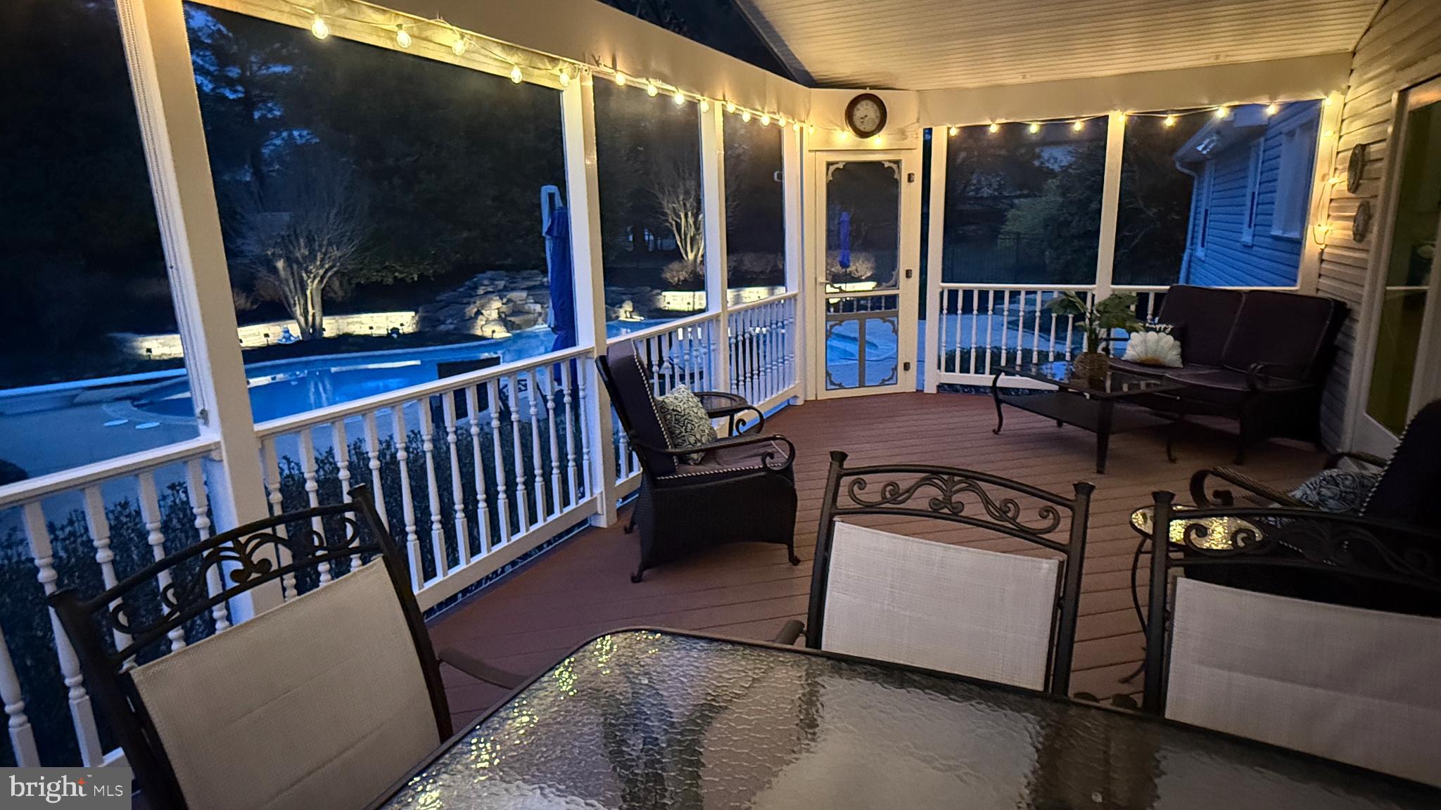 SHERLOCK HOLMES ESTATES - Residential