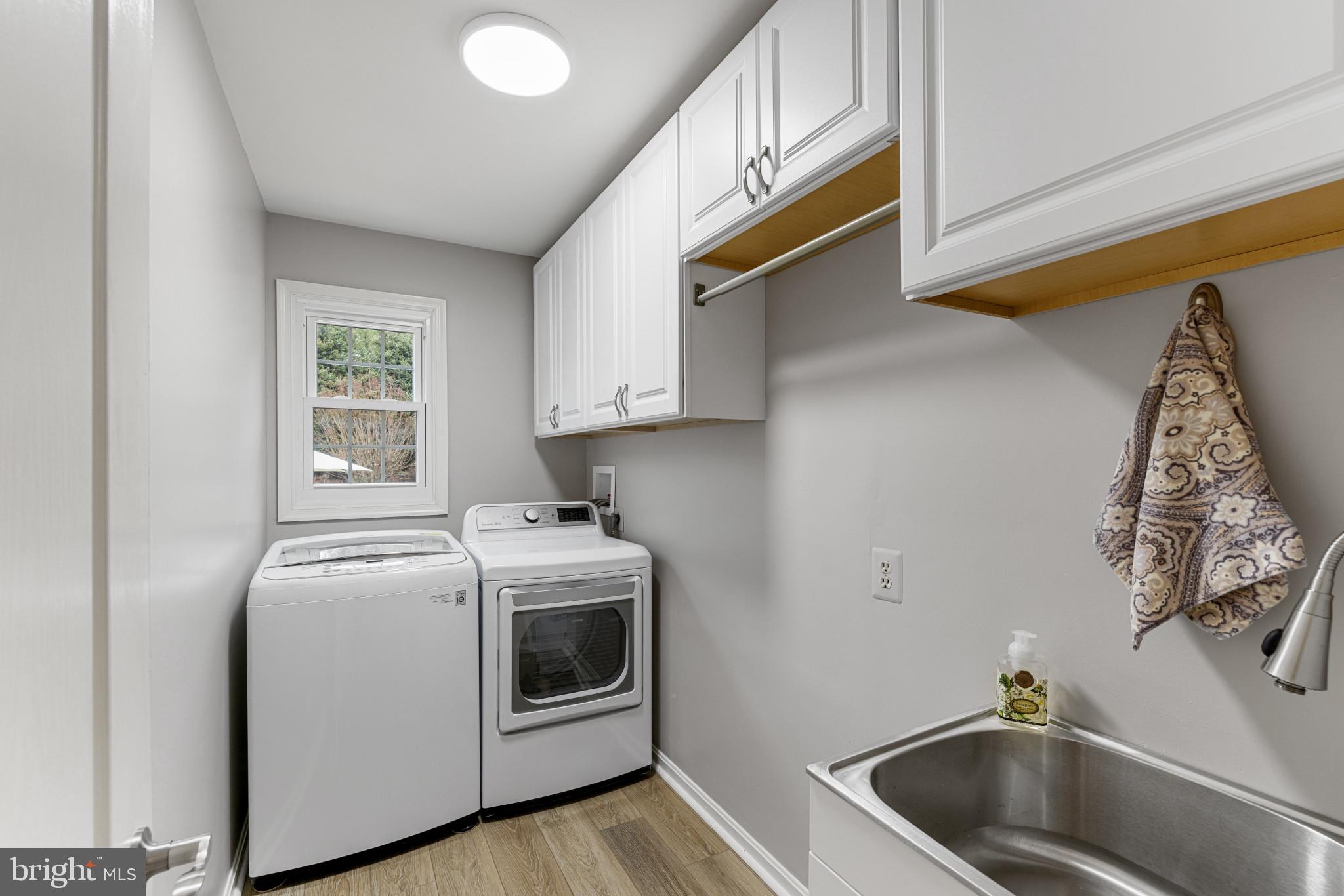 SHERLOCK HOLMES ESTATES - Residential