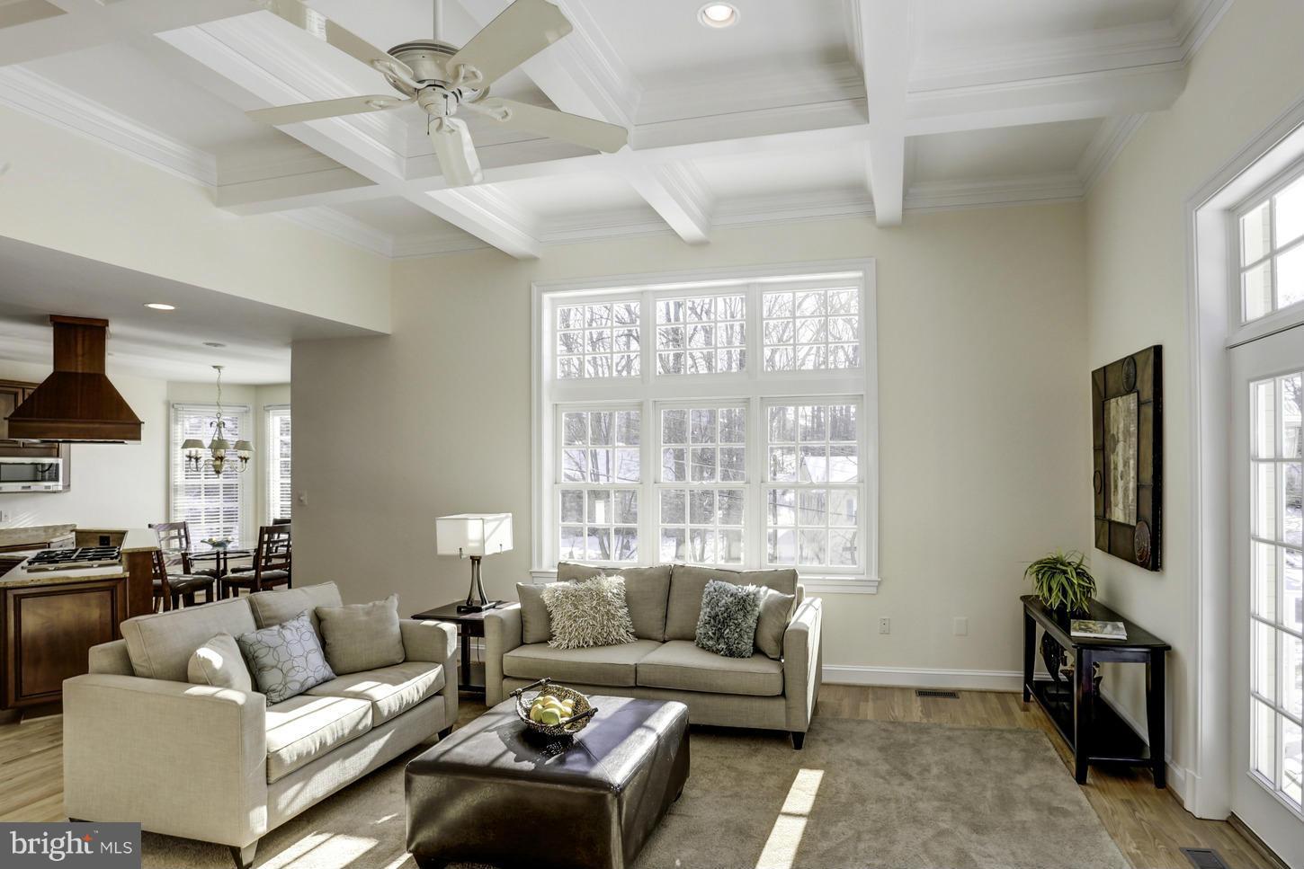 COUNTRY CLUB HILLS - Residential