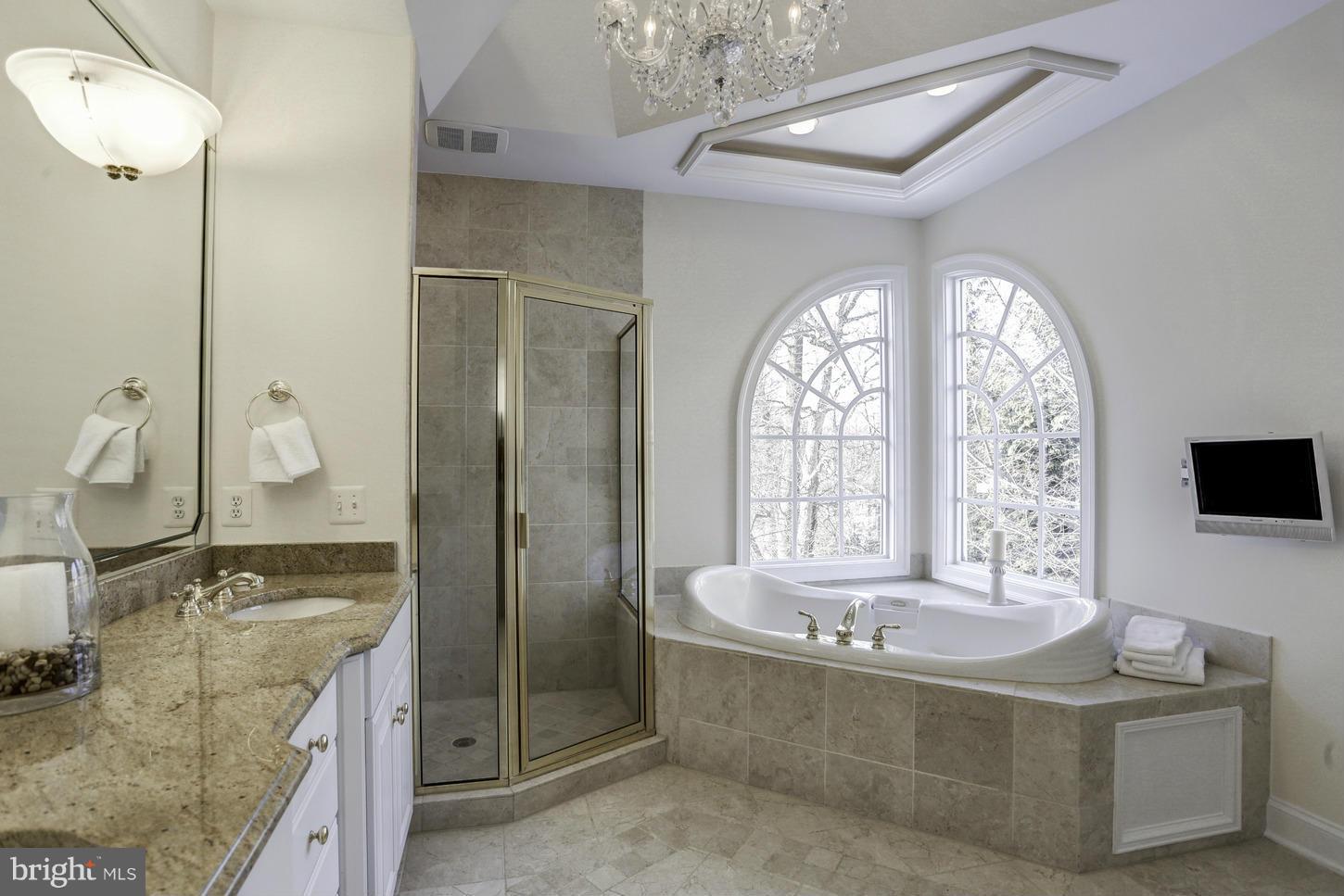 COUNTRY CLUB HILLS - Residential