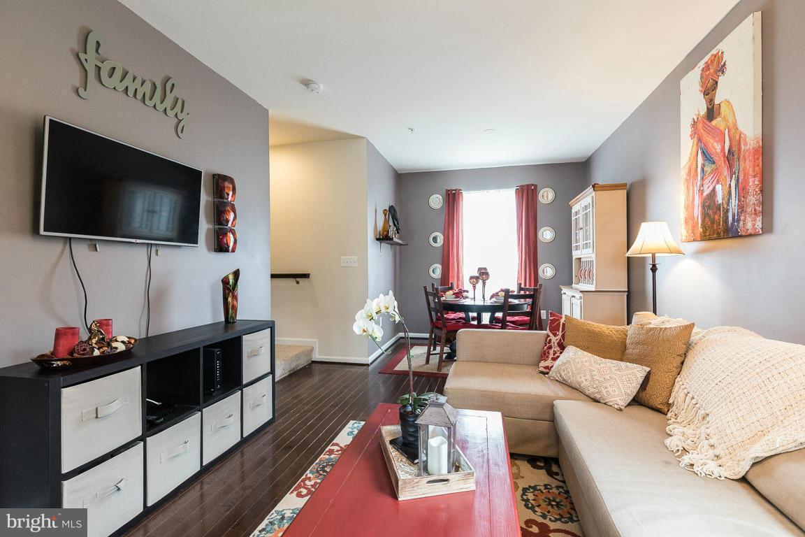 FALLS GROVE CONDOMINIUM - Residential