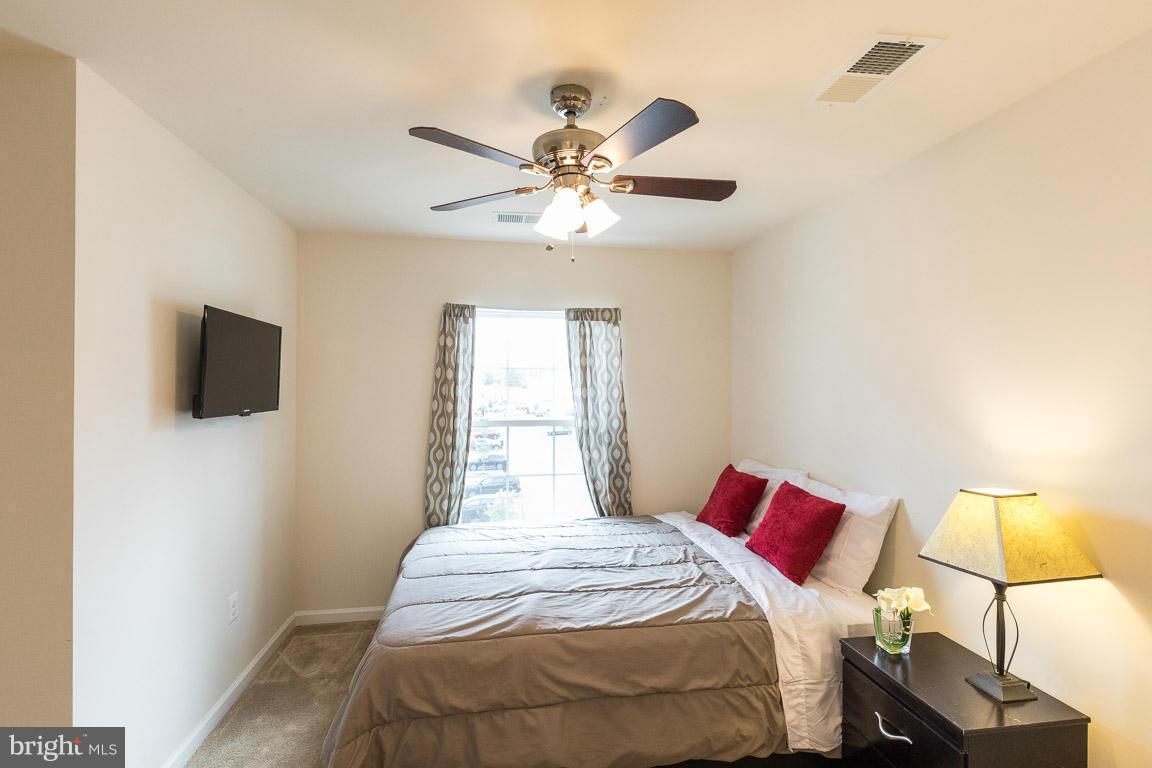 FALLS GROVE CONDOMINIUM - Residential