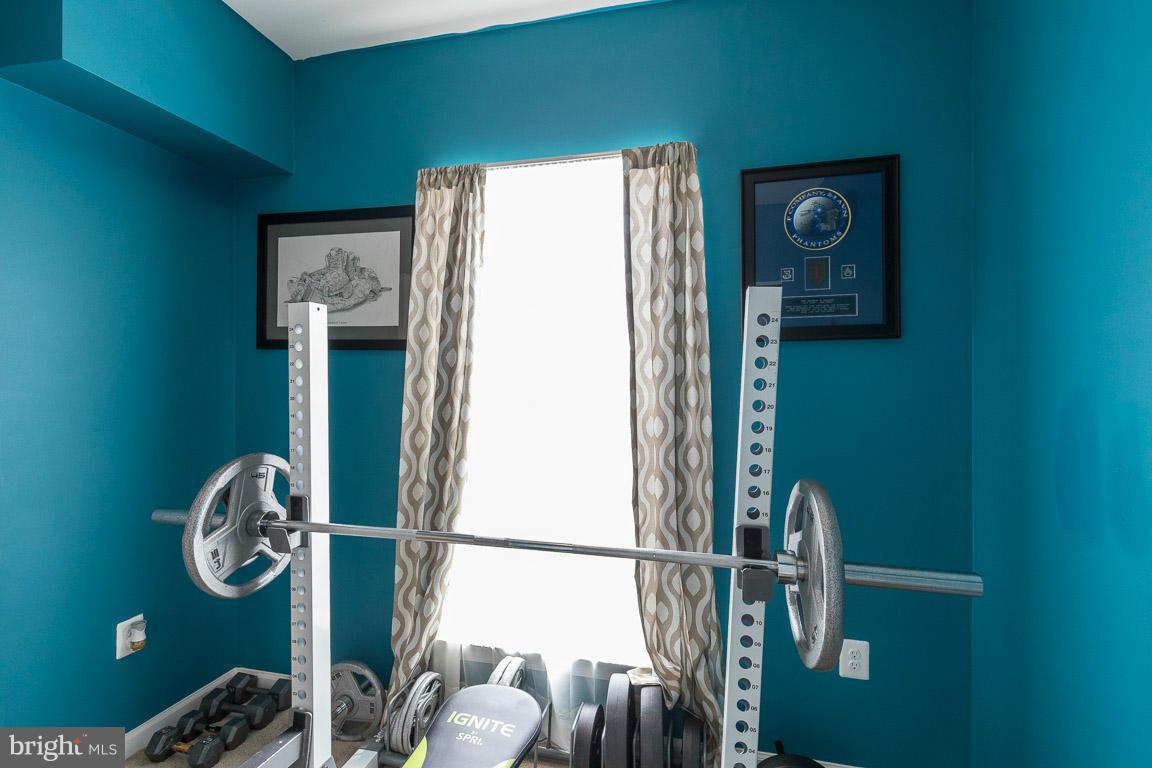 FALLS GROVE CONDOMINIUM - Residential