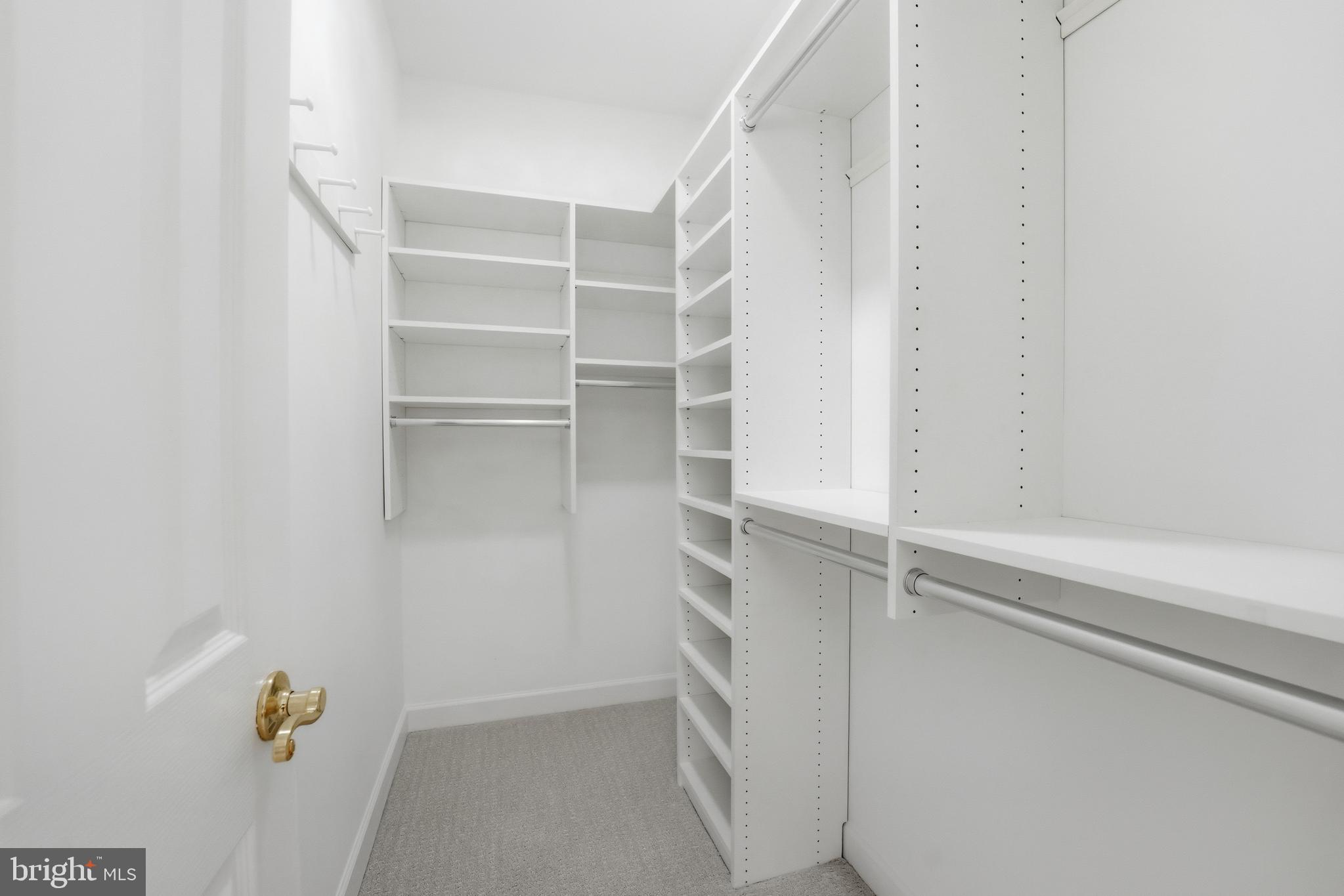 WEST MARKET - Residential