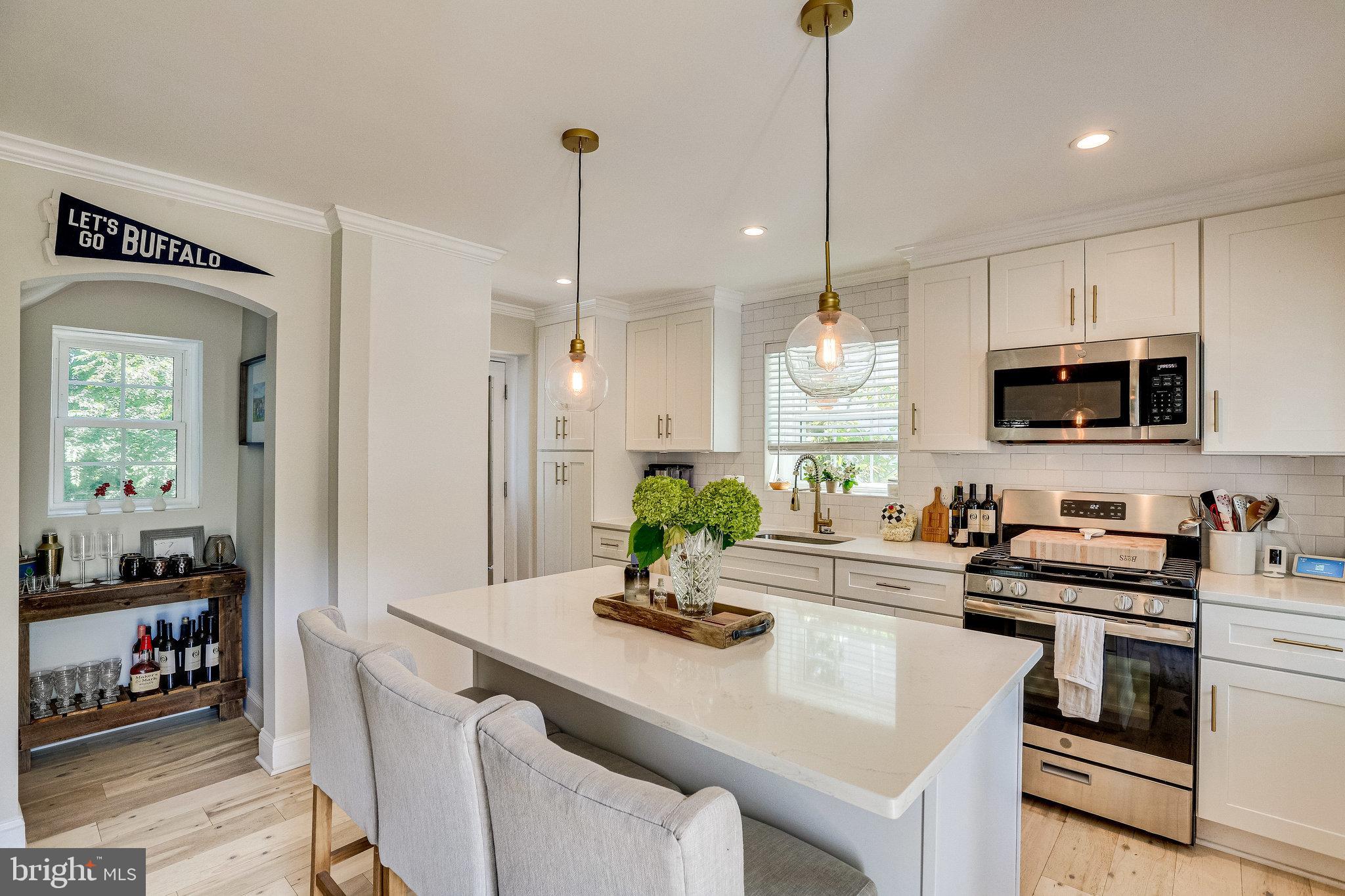 COLUMBIA FOREST - Residential Lease