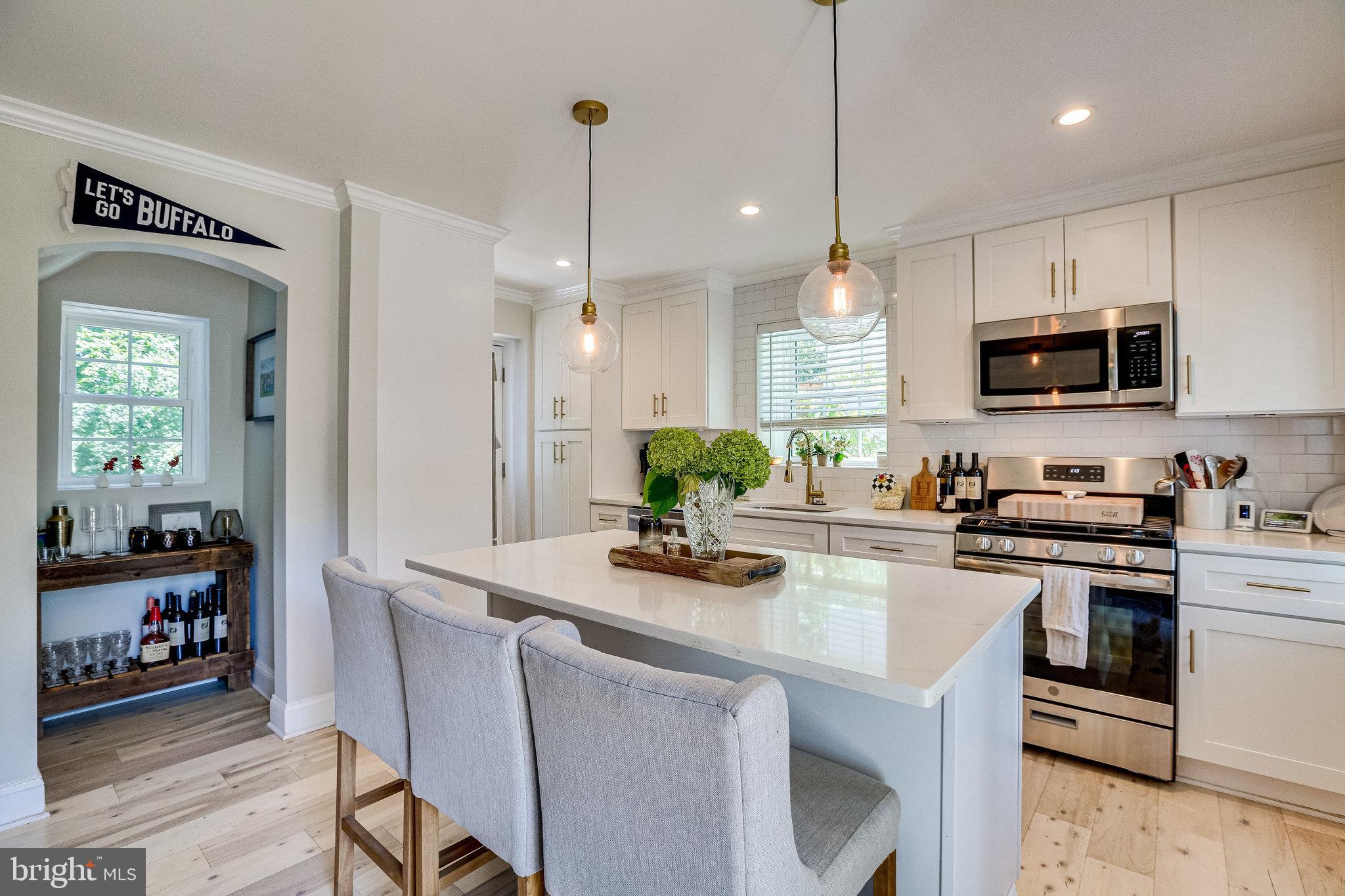 COLUMBIA FOREST - Residential Lease