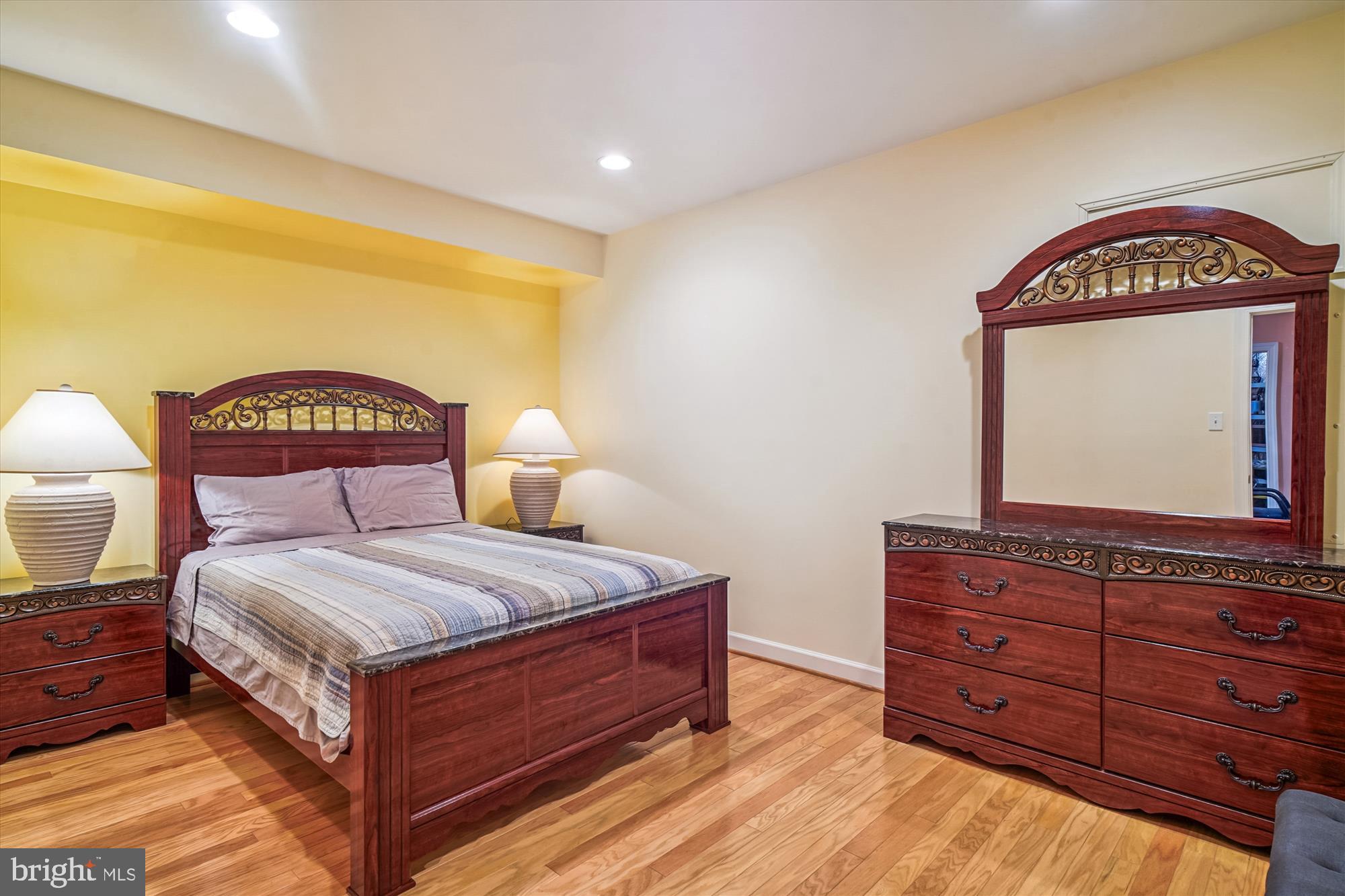 SENECA CROSSING - Residential