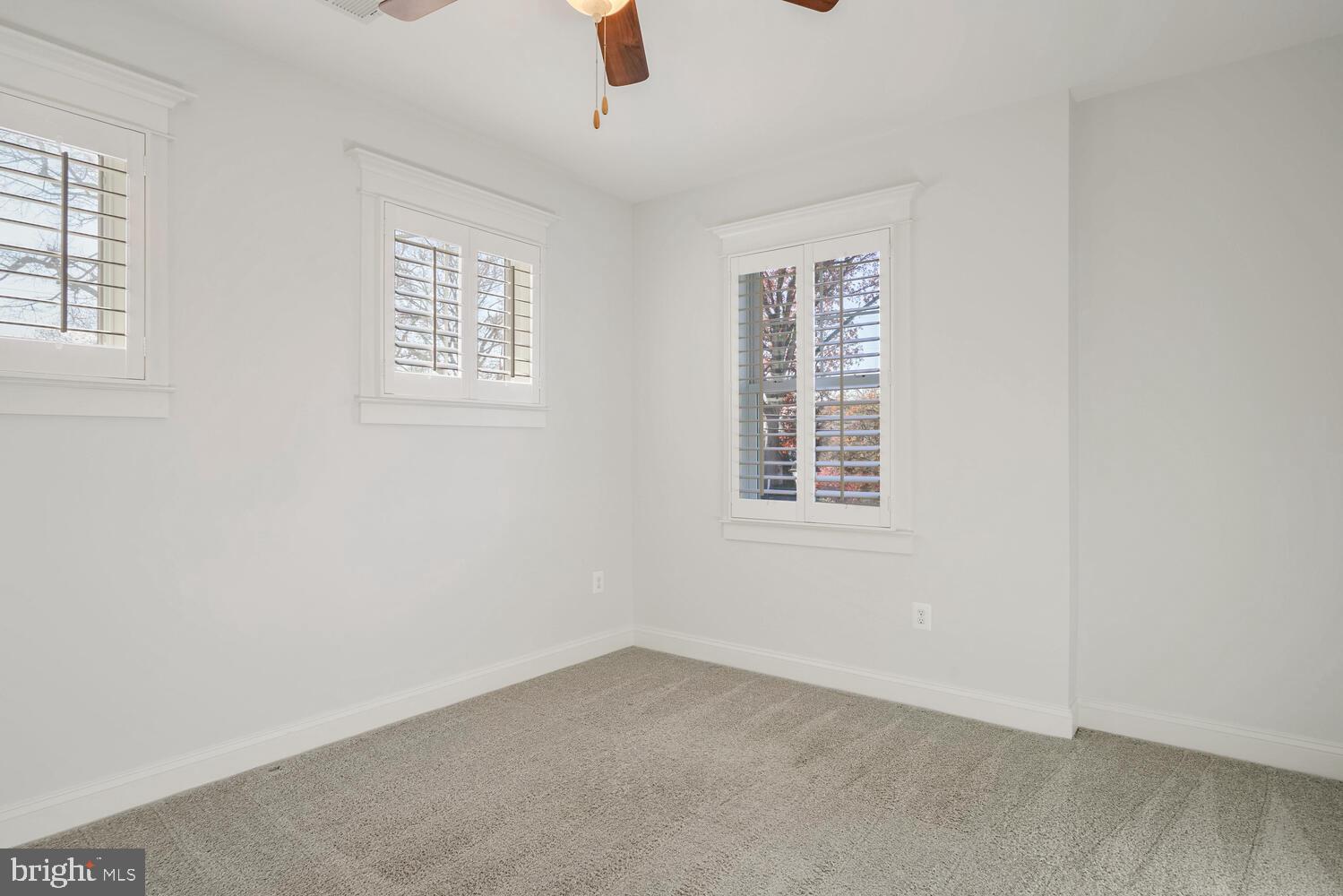 LACEY FOREST - Residential Lease