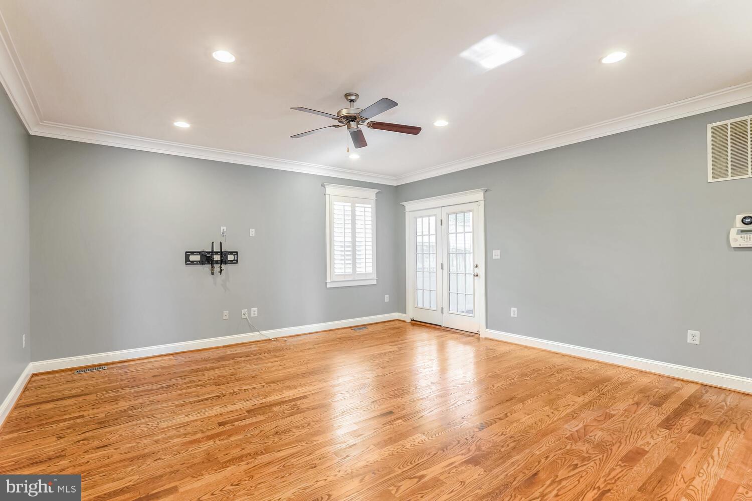 LACEY FOREST - Residential Lease