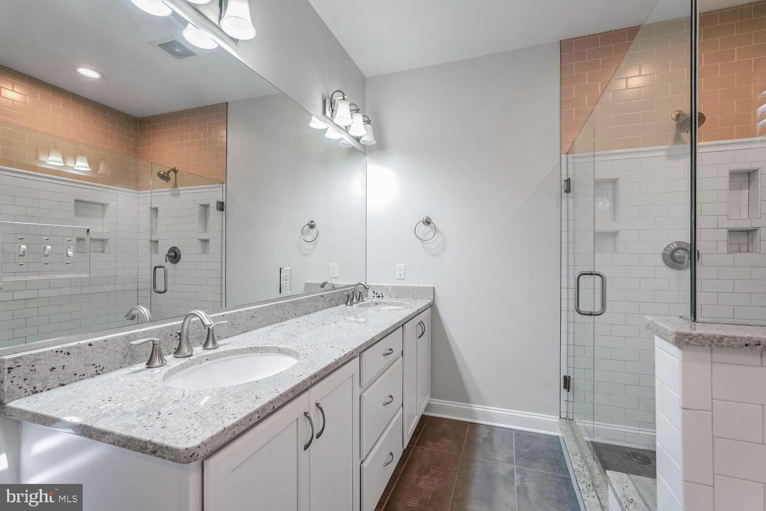 LACEY FOREST - Residential Lease