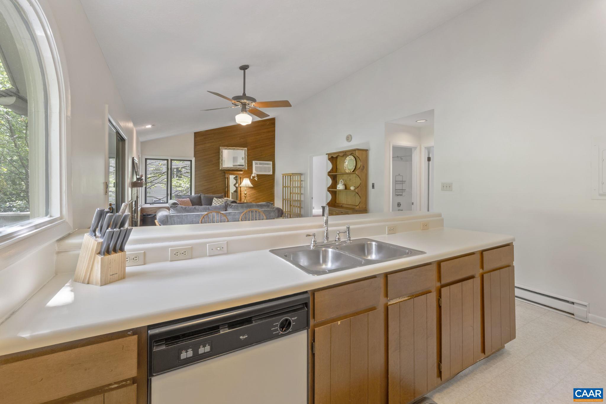 WINTERGREEN RESORT - Residential