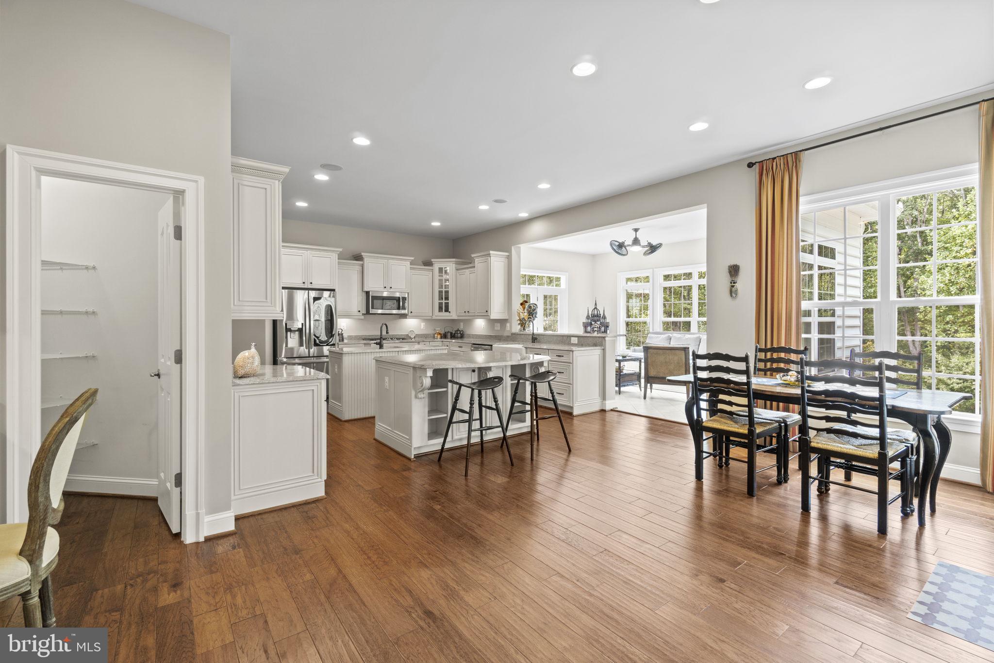 THE GLENS - Residential