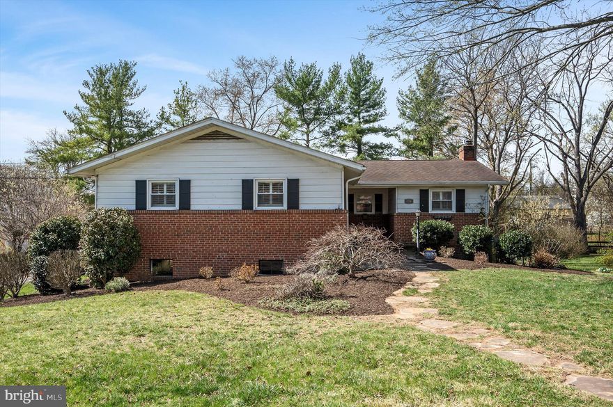 Welcome to this beautiful 3-bedroom, 2-bathroom home in the heart of Berryville! Featuring hardwood floors throughout the main level, this home exudes warmth and character. The charming kitchen opens to the inviting living room, complete with an propane stove, while a separate dining room provides the perfect space for gatherings. An additional living area boasts a cozy fireplace with built-in shelving on each side, adding both function and charm. Plantation shutters throughout the home offer a timeless touch.
One of the standout features of this home is the large screened-in porch at the back, providing the perfect place to relax and enjoy the outdoors, rain or shine.
Downstairs, you’ll find an extremely spacious, unfinished basement that spans the entire length of the house. With plenty of room to create a living area, home gym, or workshop, you’ll still have two additional spaces for storage. The walk-up exit provides easy access to the backyard.
Outside, the fully fenced backyard is perfect for pets or entertaining. The property includes a two-car detached garage with an overhang, plus a long driveway and a separate parking pad that can accommodate several cars, making parking a breeze for homeowners and guests alike.
Situated on a quiet cul-de-sac, this home is just moments from downtown Berryville’s restaurants, shops, and schools. A super charming home at a fantastic price. Don't miss this opportunity!