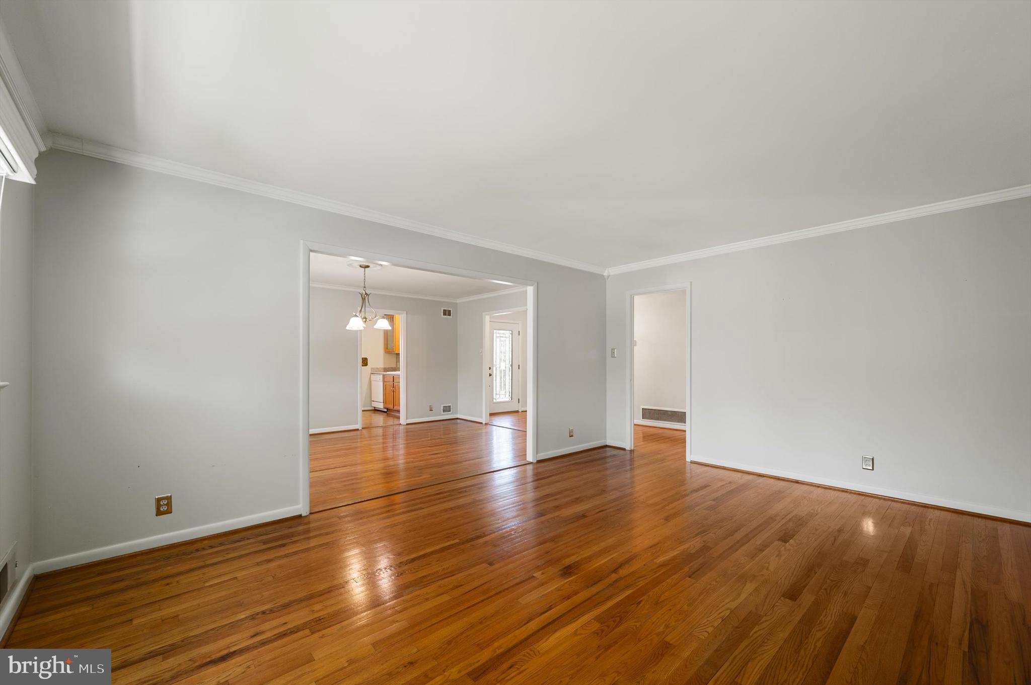 CROWN ESTATES - Residential