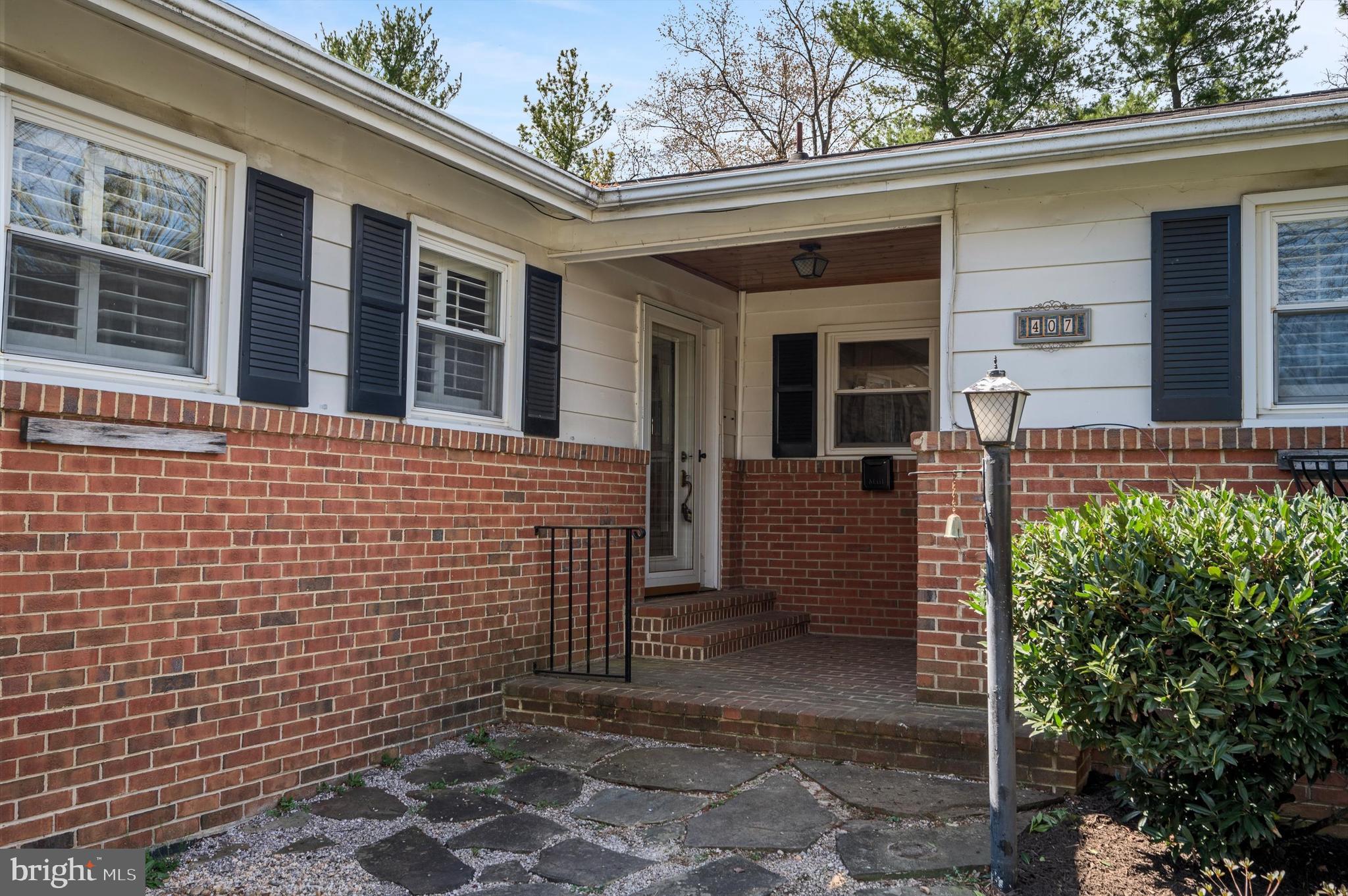 CROWN ESTATES - Residential