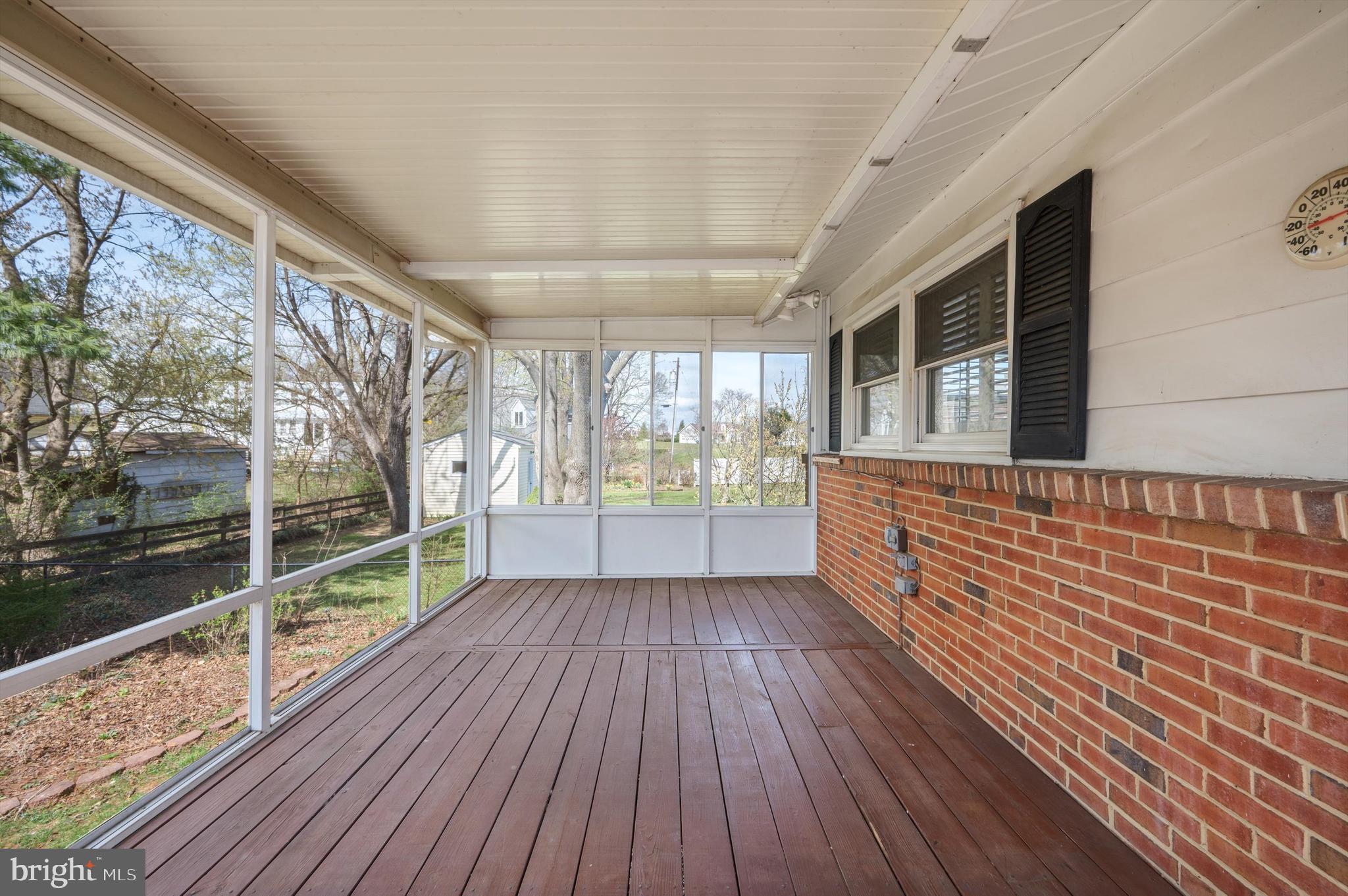 CROWN ESTATES - Residential