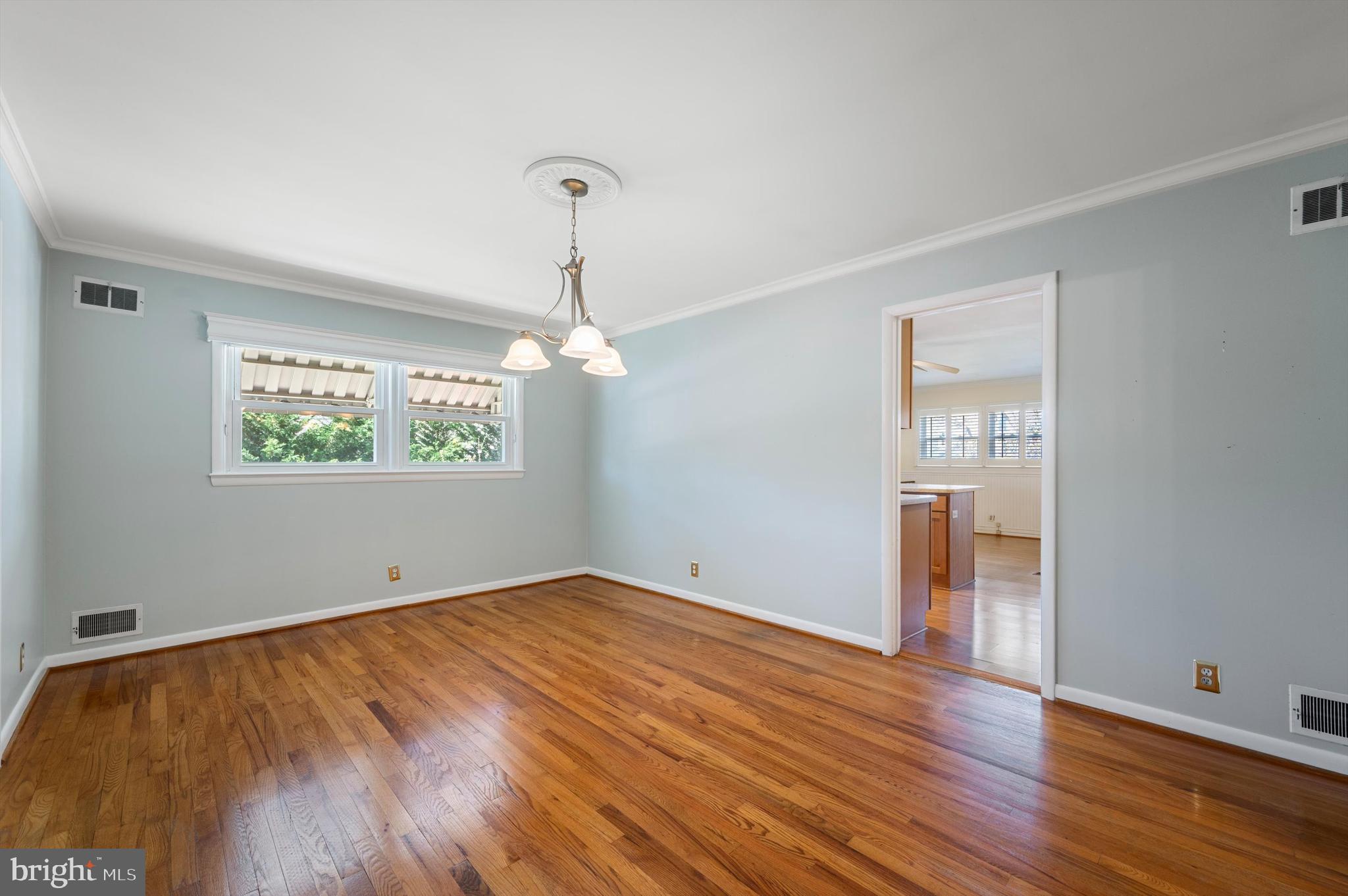 CROWN ESTATES - Residential