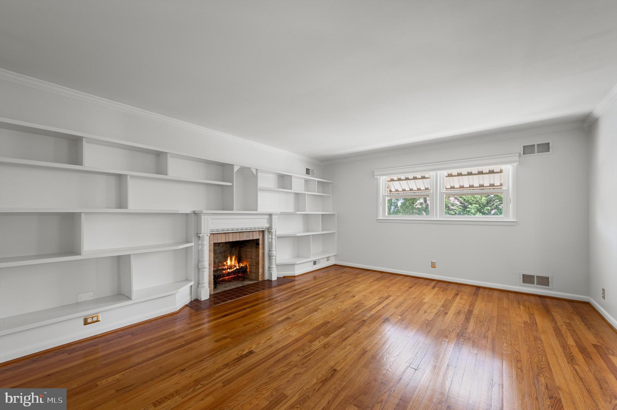 CROWN ESTATES - Residential