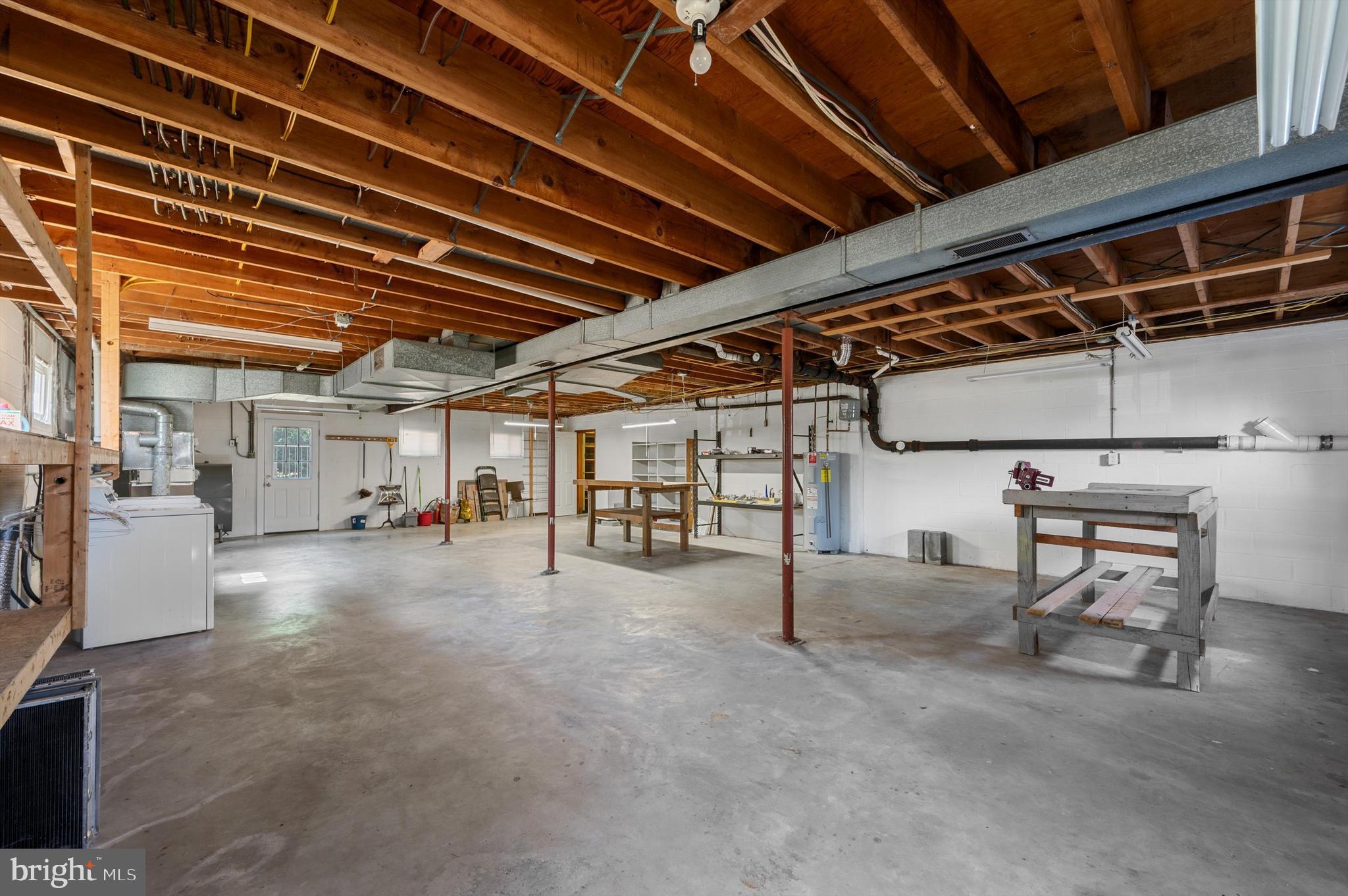 CROWN ESTATES - Residential