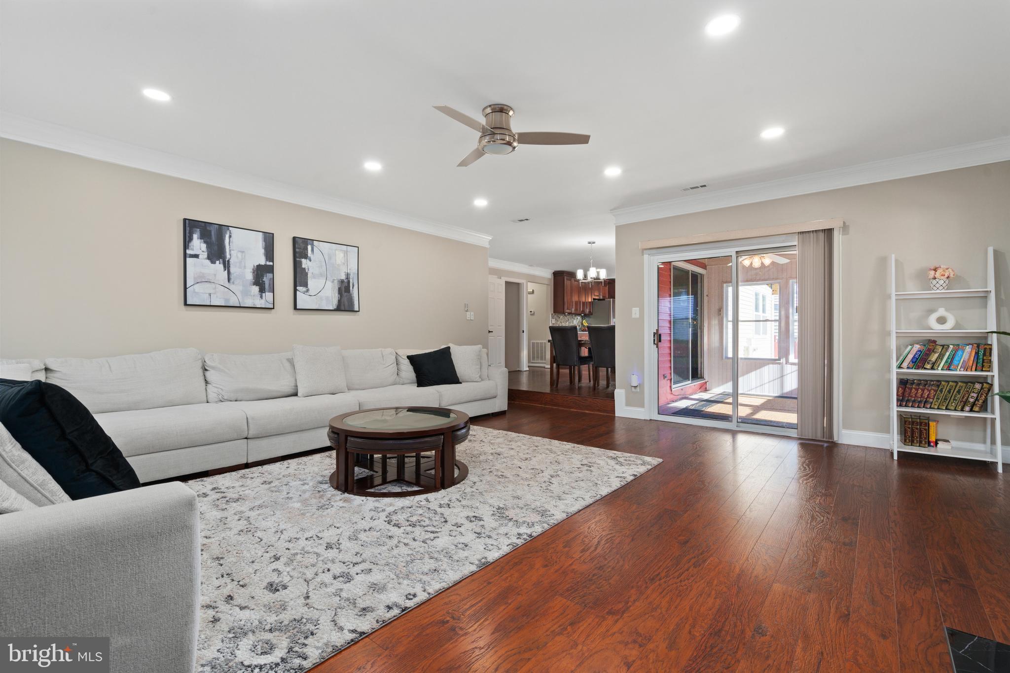 CARDINAL GLEN - Residential