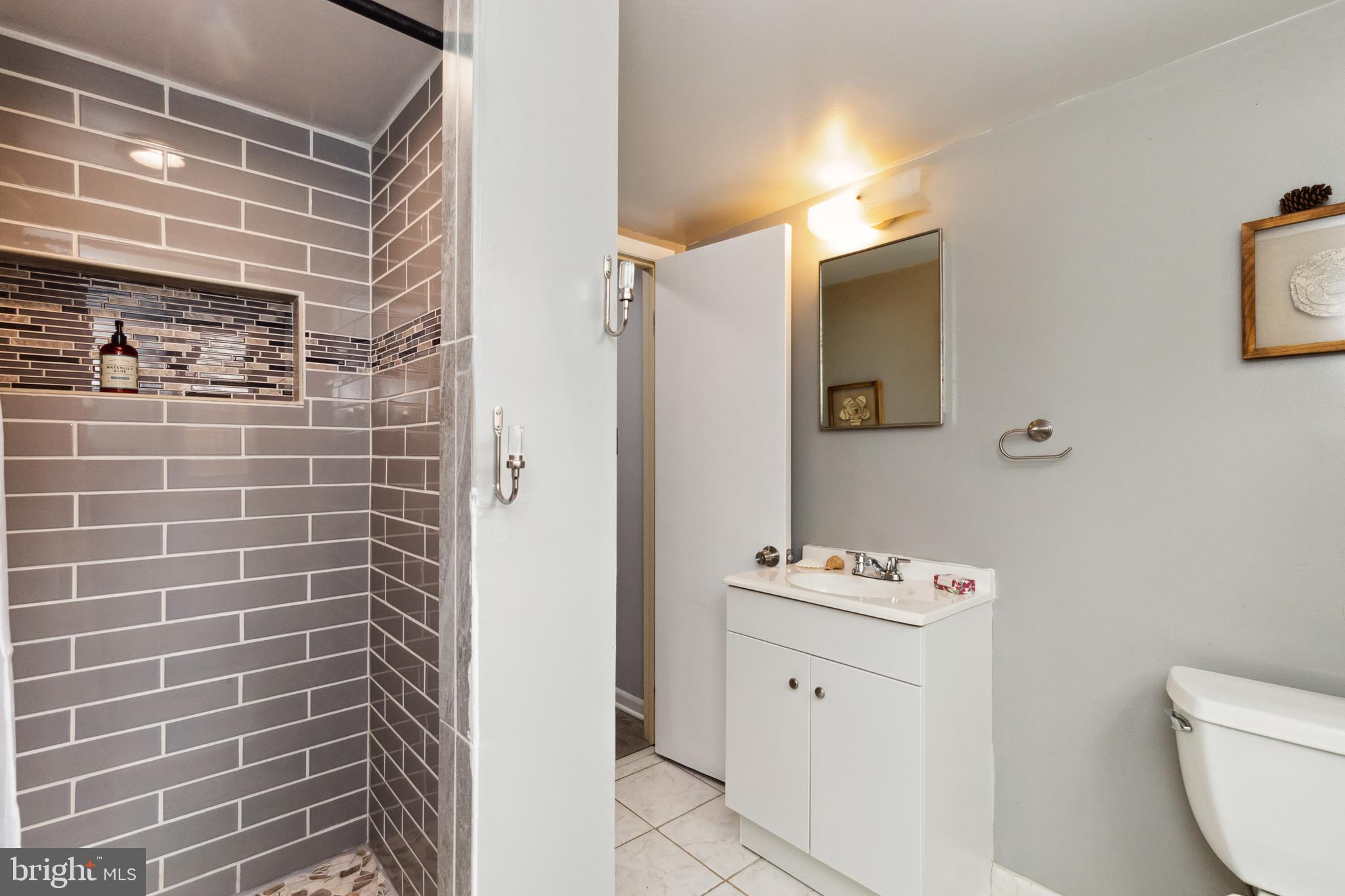 BARNETTE FOREST - Residential