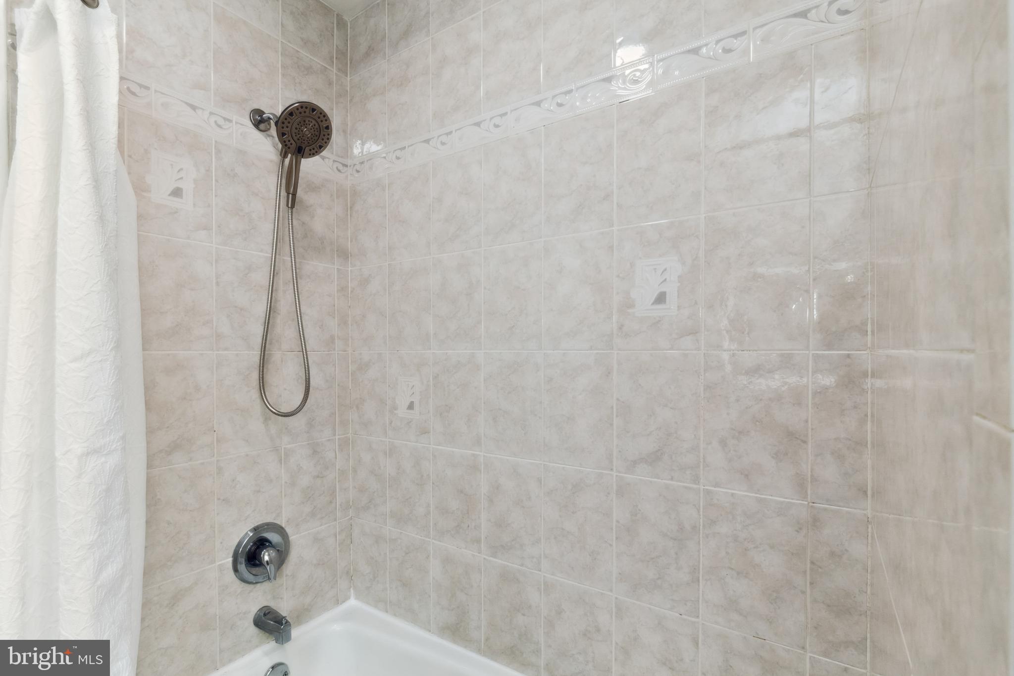 BARNETTE FOREST - Residential