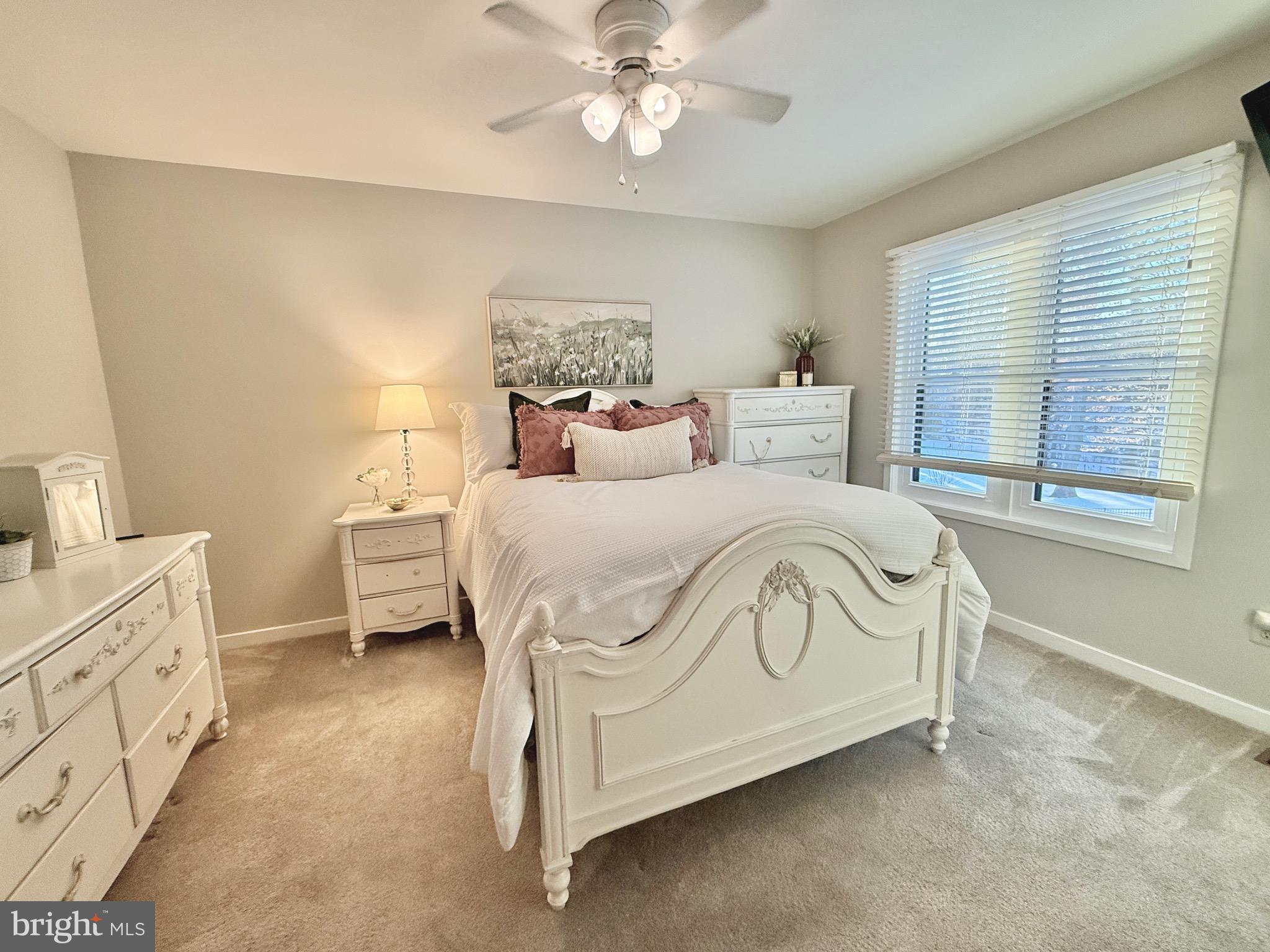 HILLS AT NORTHAMPT - Residential