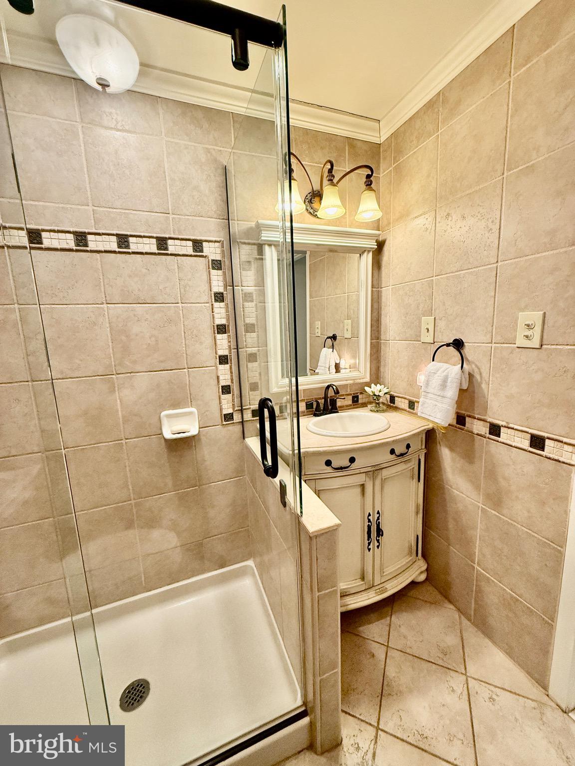 HILLS AT NORTHAMPT - Residential