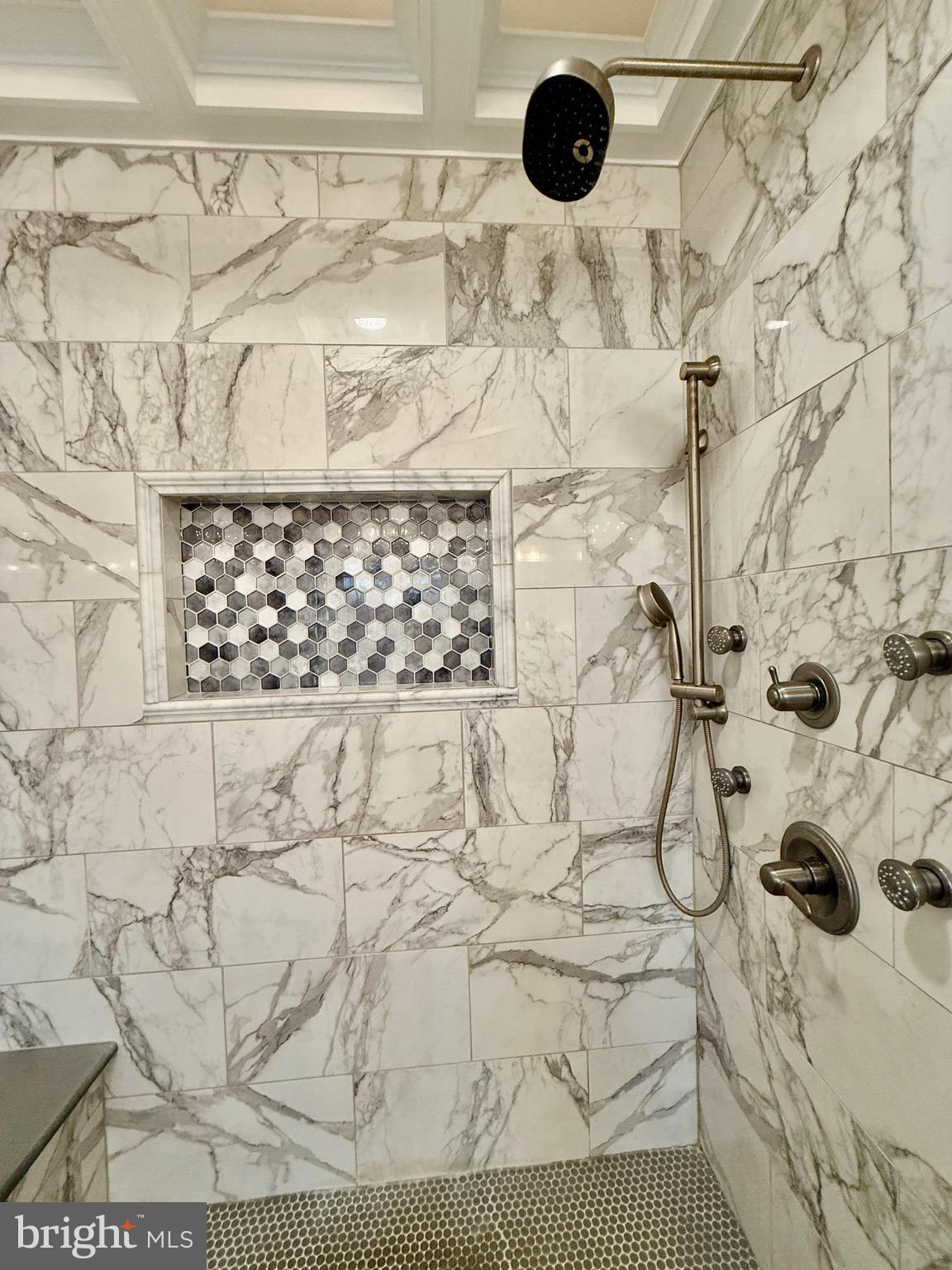 HILLS AT NORTHAMPT - Residential