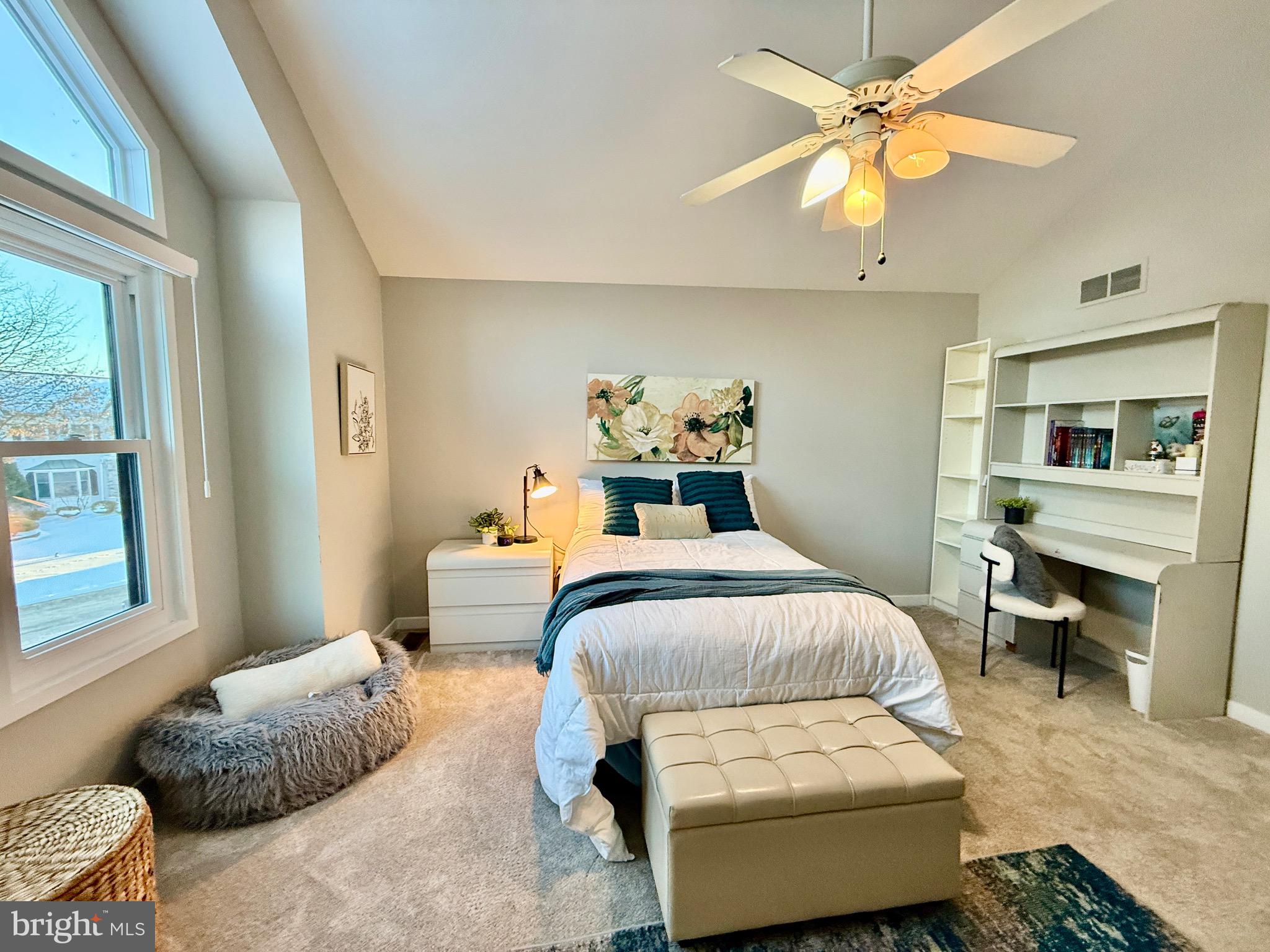 HILLS AT NORTHAMPT - Residential