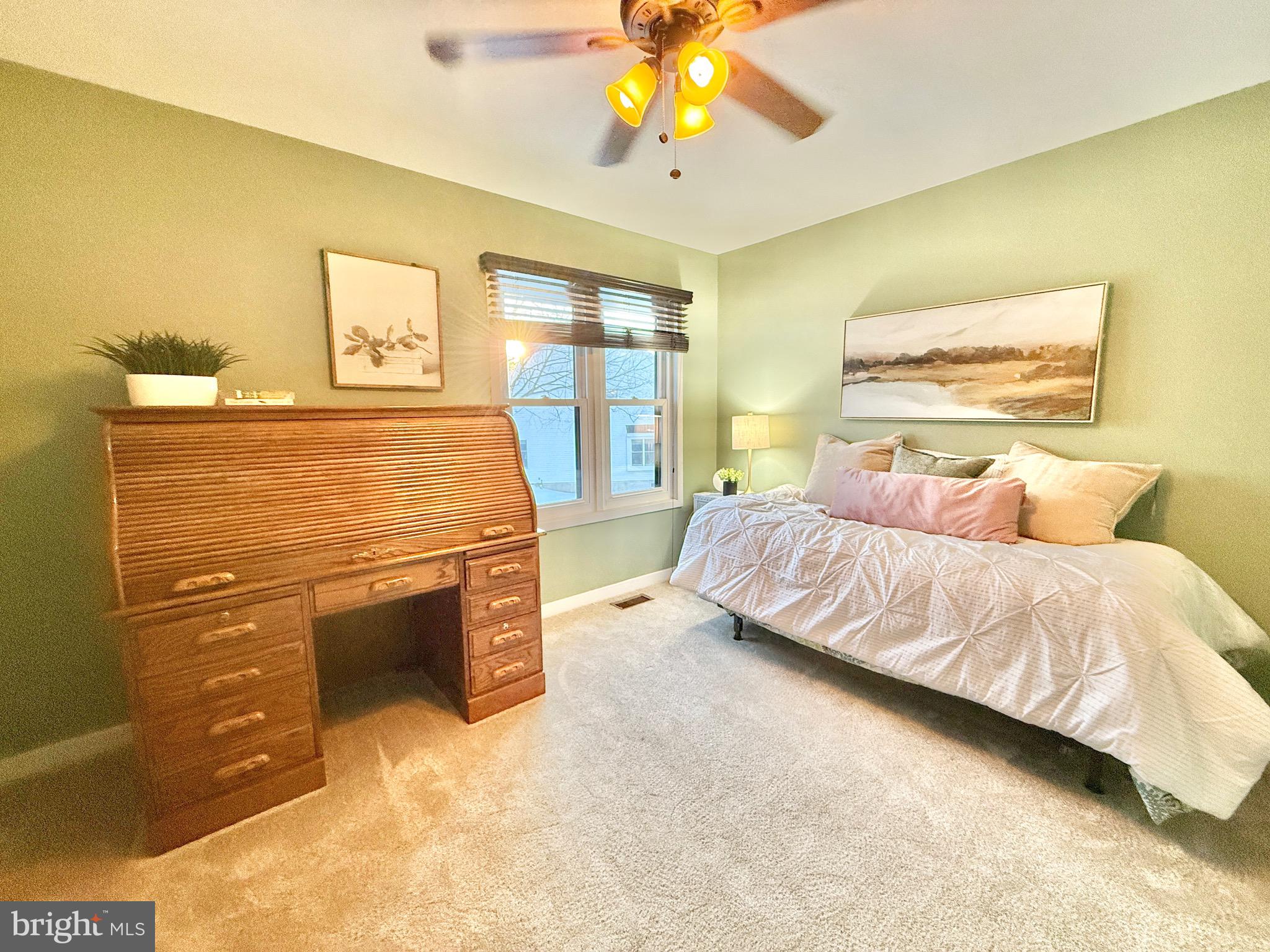 HILLS AT NORTHAMPT - Residential