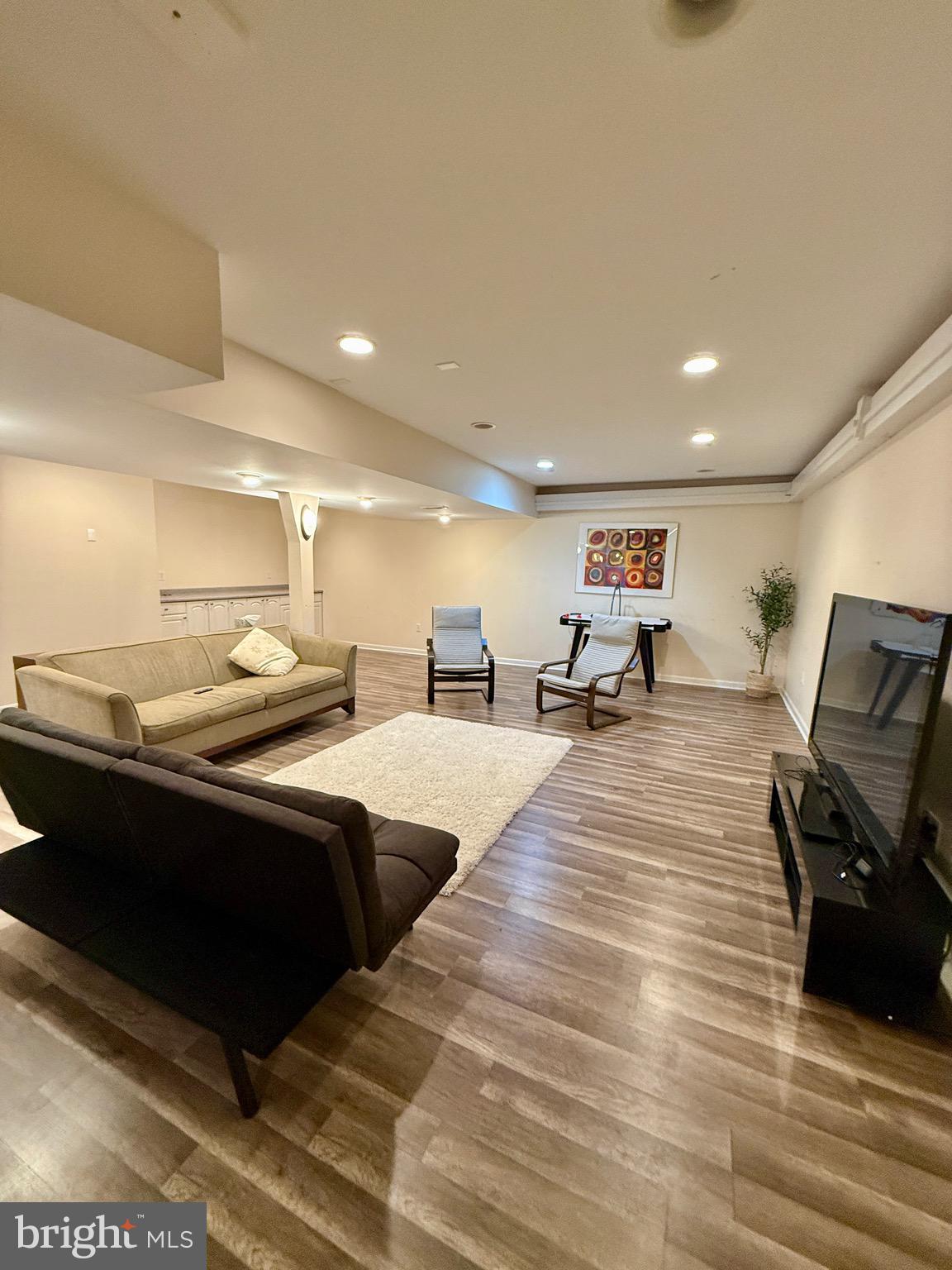 HILLS AT NORTHAMPT - Residential