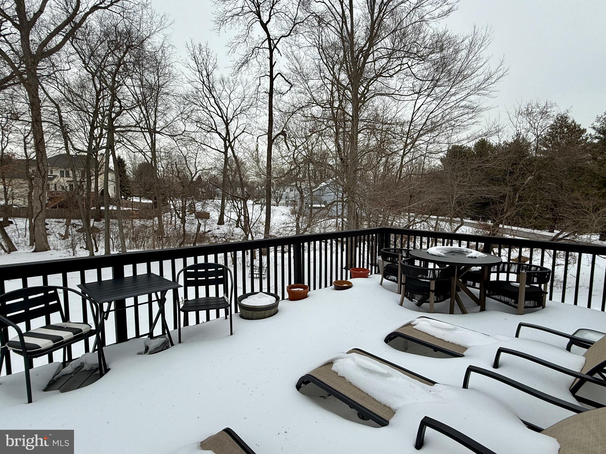 HILLS AT NORTHAMPT - Residential