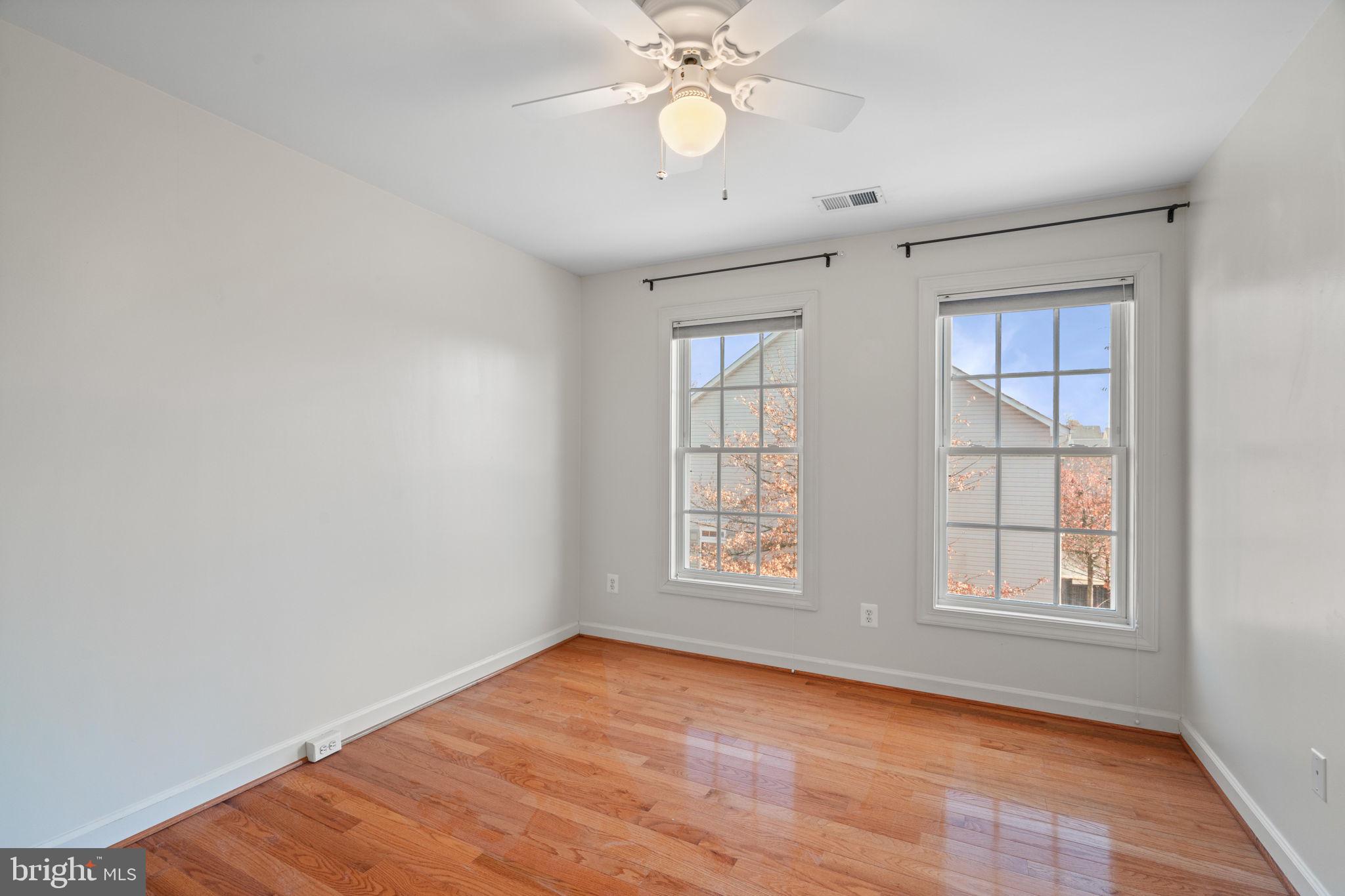 LAUREL CREST - Residential Lease