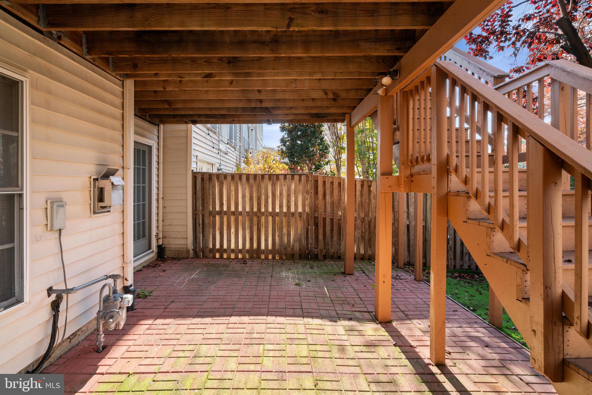 LAUREL CREST - Residential Lease