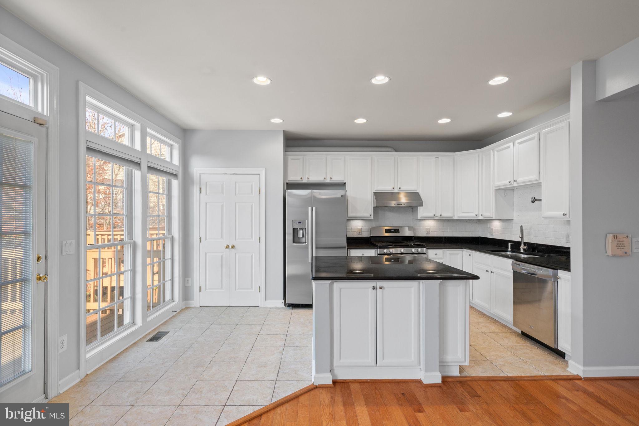 LAUREL CREST - Residential Lease