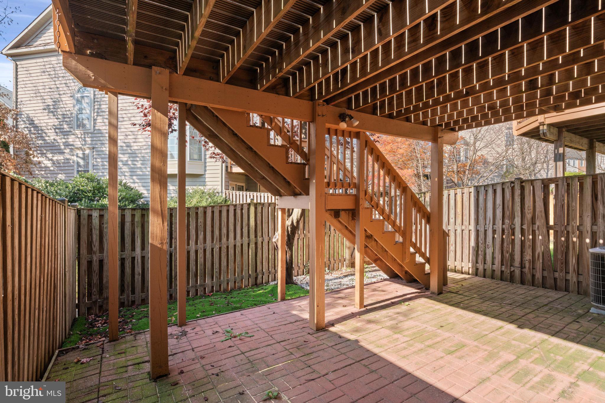 LAUREL CREST - Residential Lease