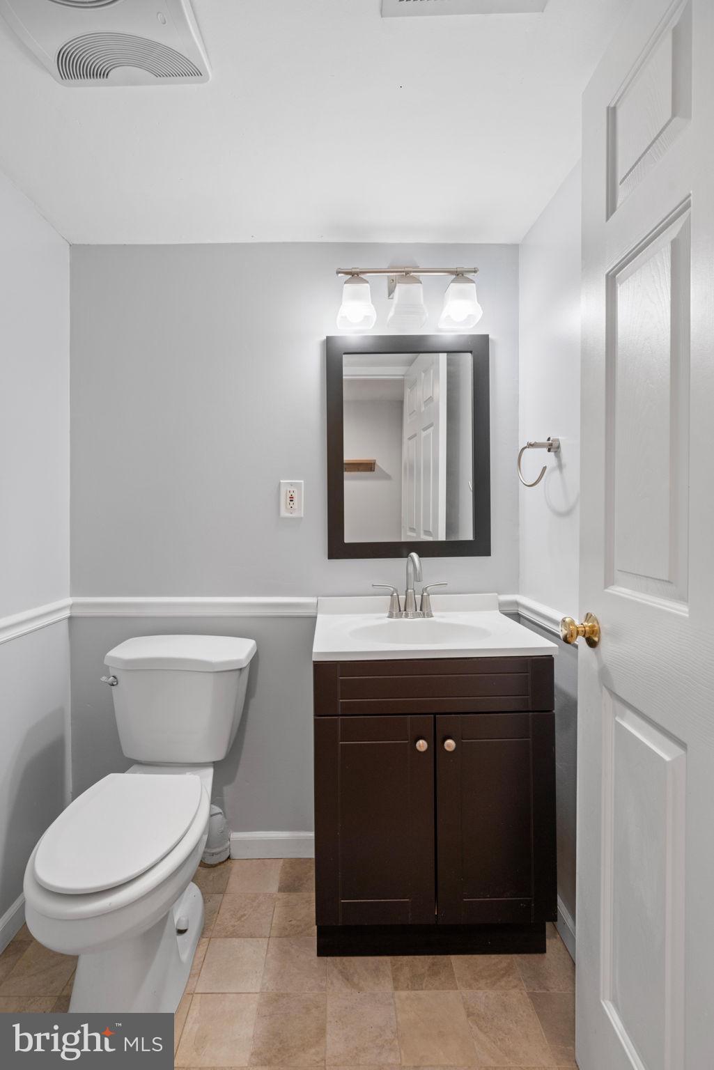 LAUREL CREST - Residential Lease