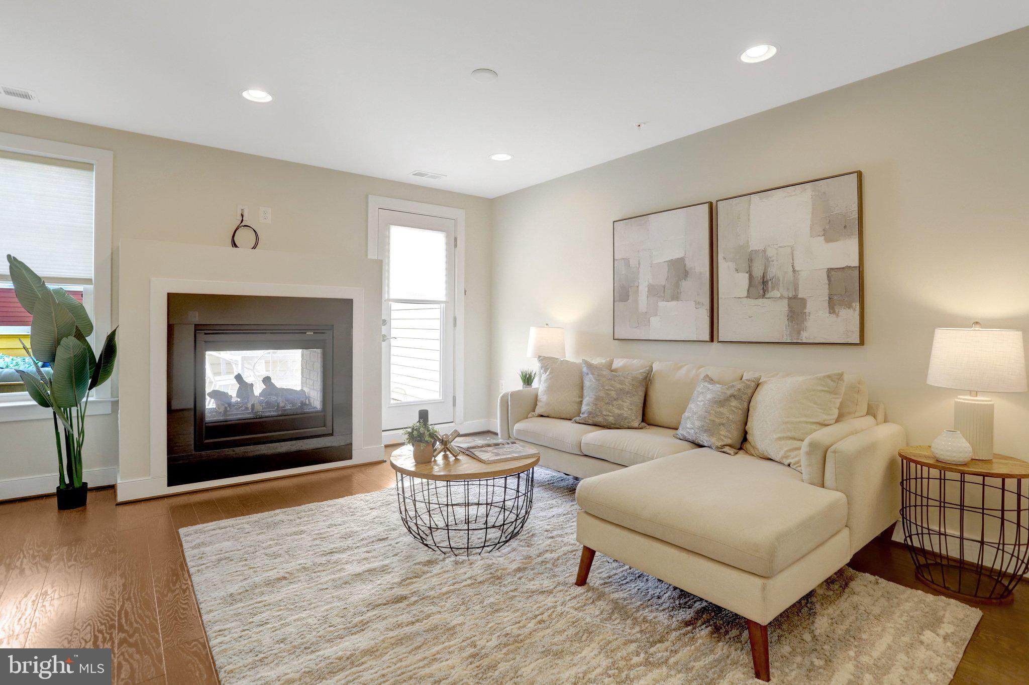603 E ALEXANDRIA AVENUE