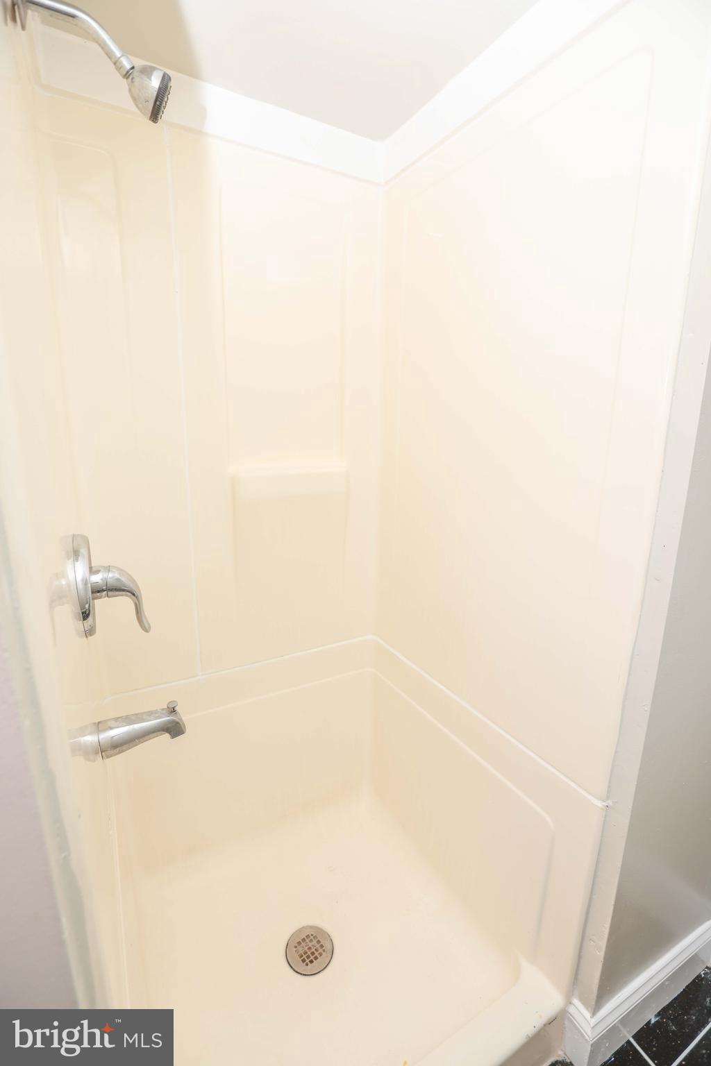 BALTIMORE HIGHLANDS - Residential