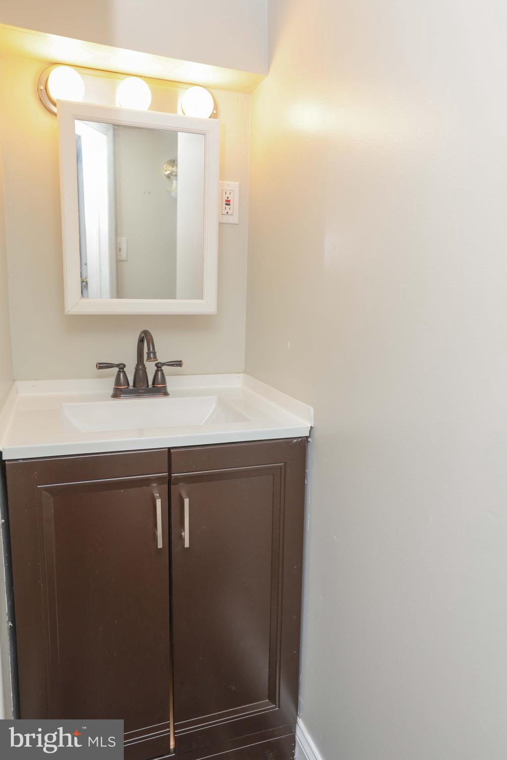 BALTIMORE HIGHLANDS - Residential