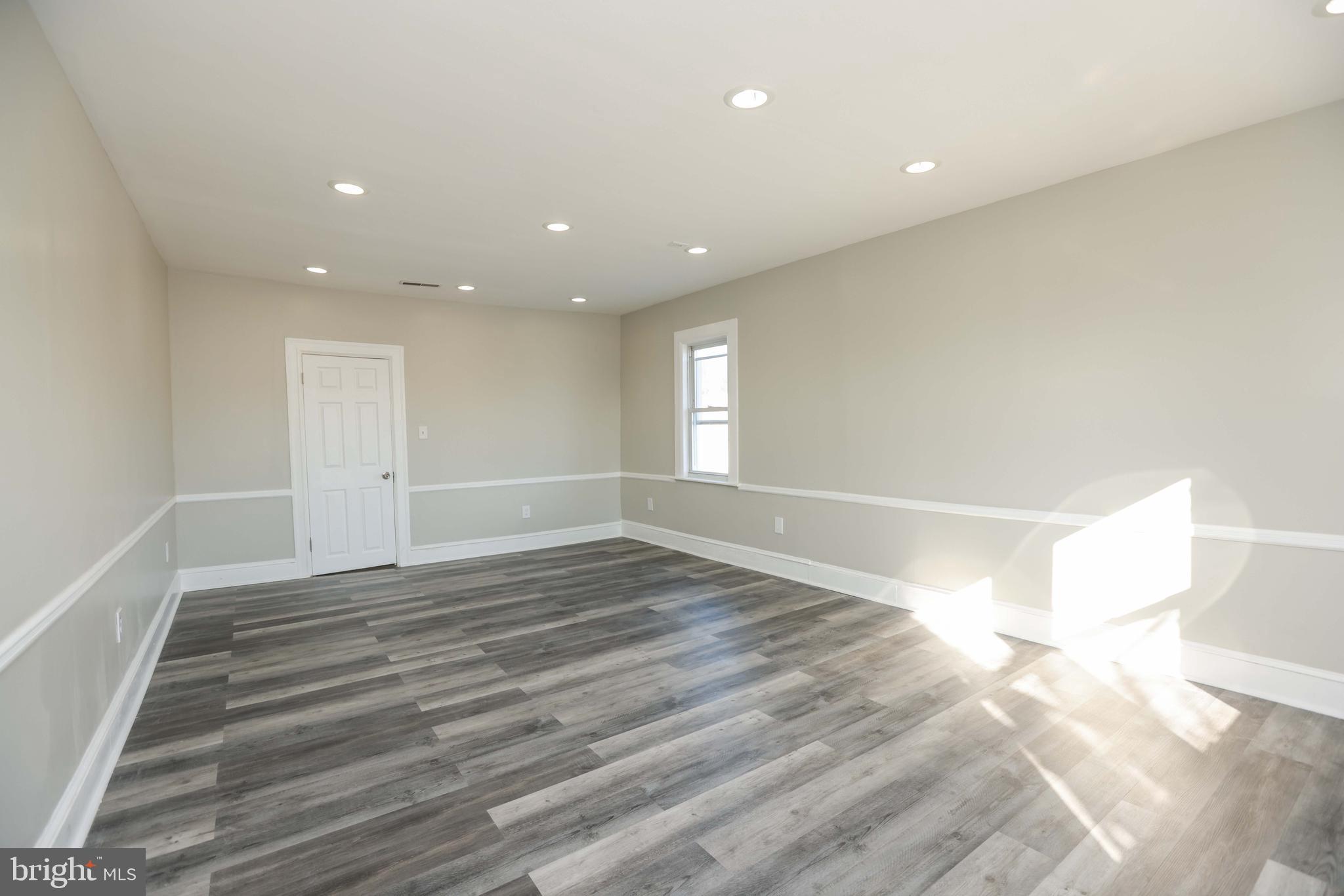 BALTIMORE HIGHLANDS - Residential