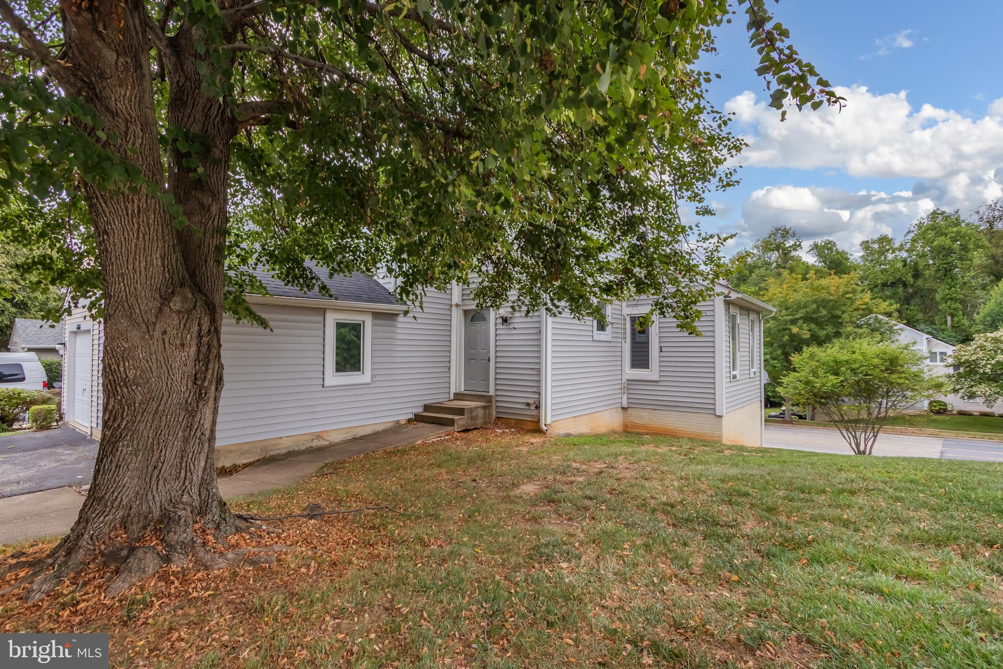 4668 WINTERBERRY LANE