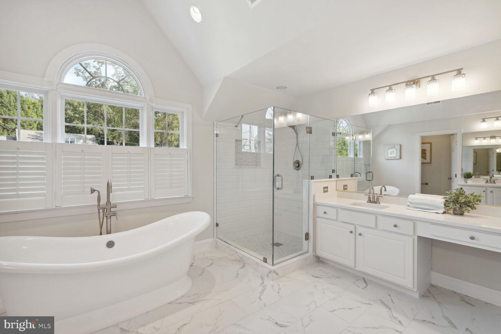 ROCK SPRING - Residential