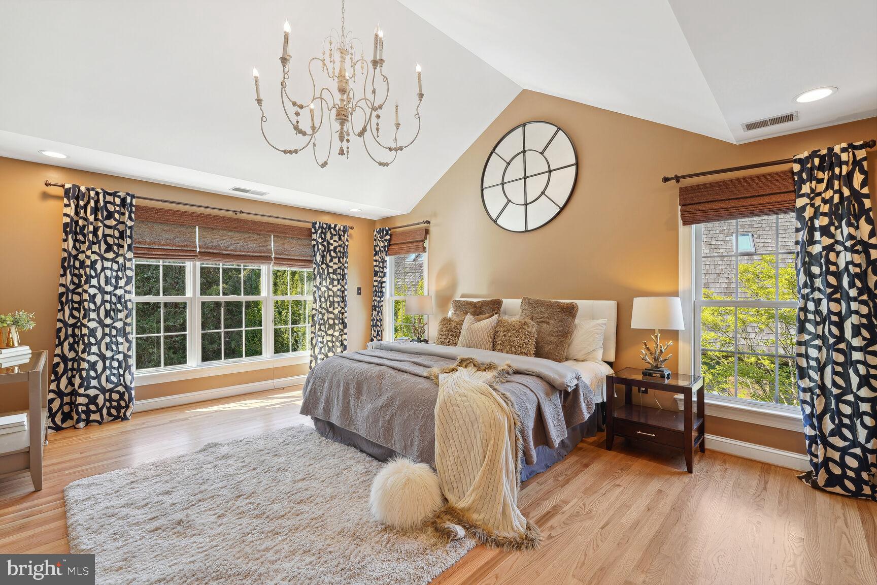 ROCK SPRING - Residential