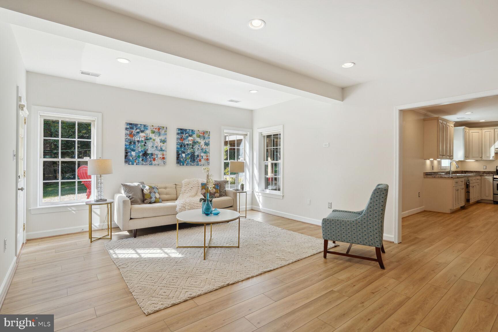 ROCK SPRING - Residential